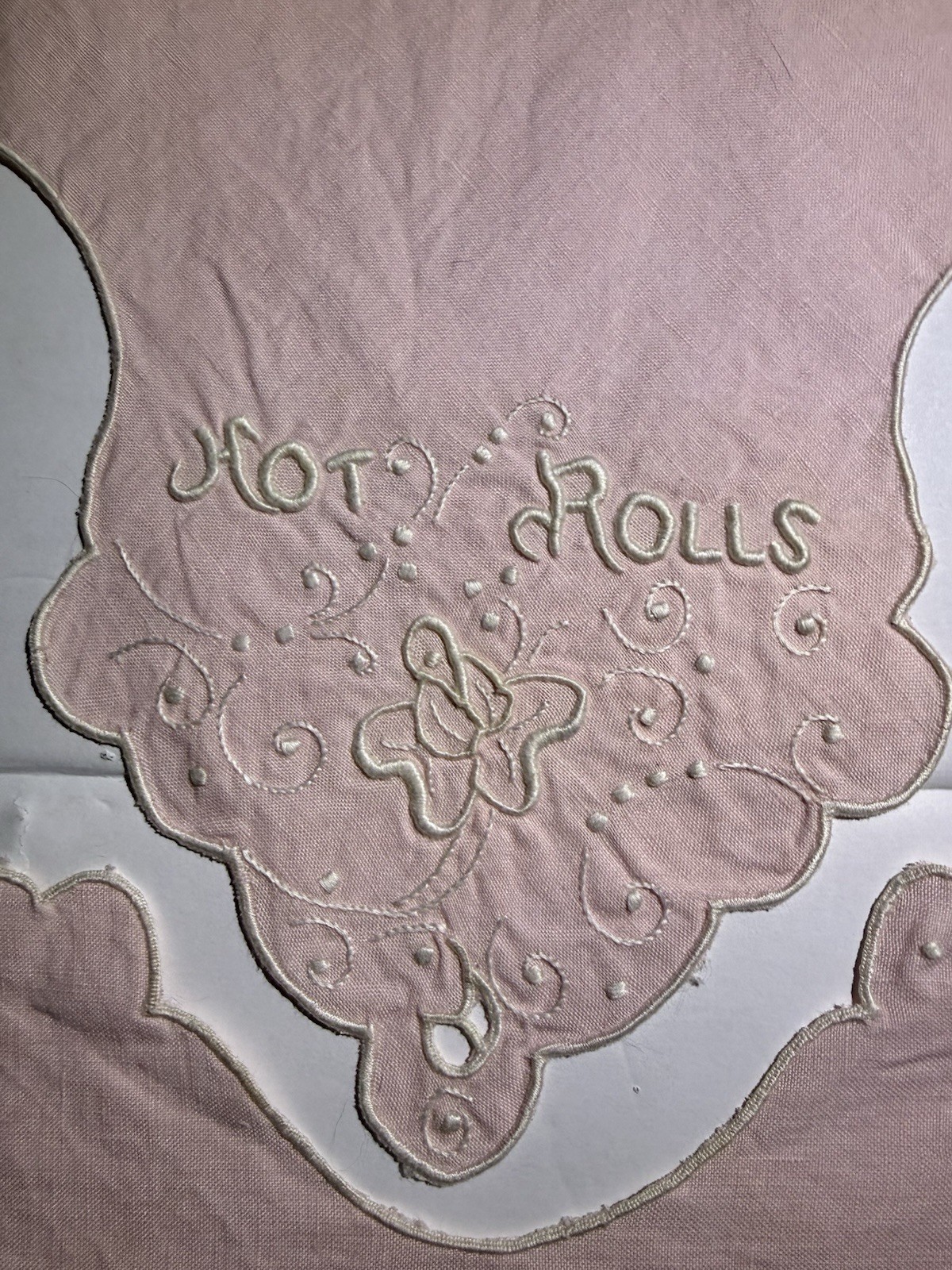 HOT ROLLS Bread Basket Linens Bread Cloth. Pink w/White Embroidery. Preowned. HOT ROLLS Bread Basket Linens Bread Cloth. Pink w/White Embroidery. Preowned.