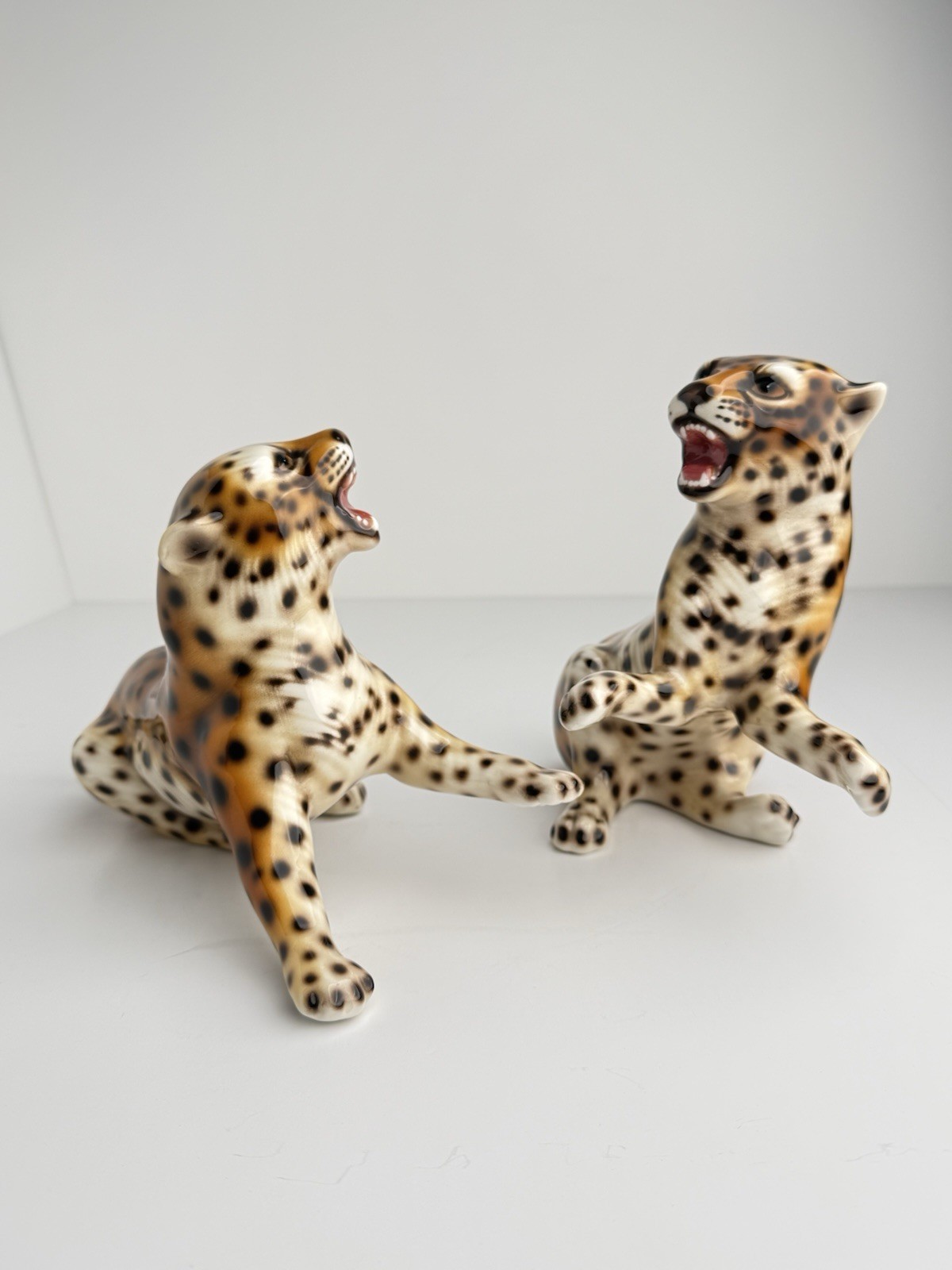 Vintage Italian Ceramic Leopard Cubs Pair Hand Painted Made in Italy 10” Vintage Italian Ceramic Leopard Cubs Pair Hand Painted Made in Italy 10”