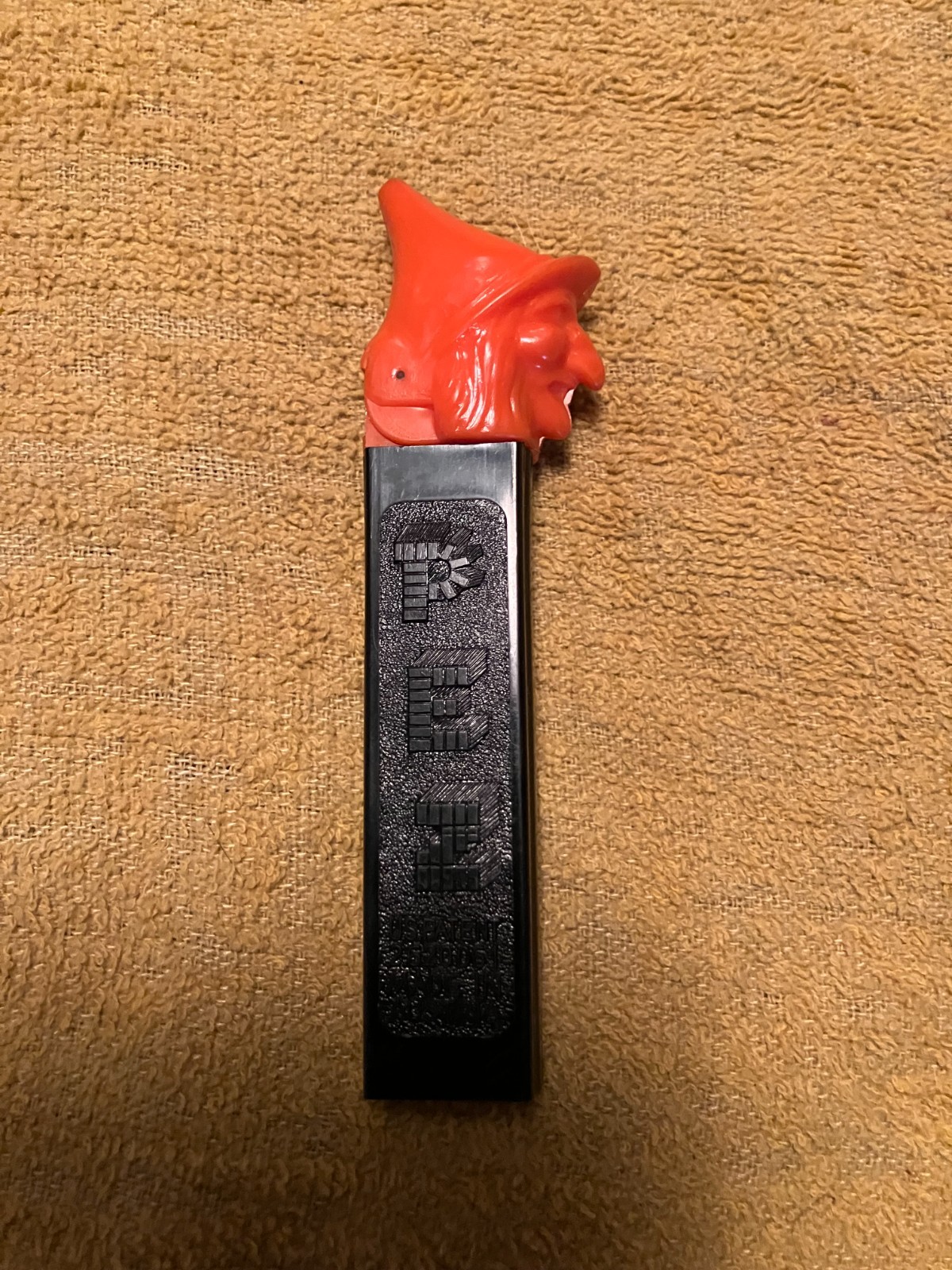 RARE Vintage 1957 Pez Dispenser Witch Orange Black No Feet Made In Austria RARE Vintage 1957 Pez Dispenser Witch Orange Black No Feet Made In Austria