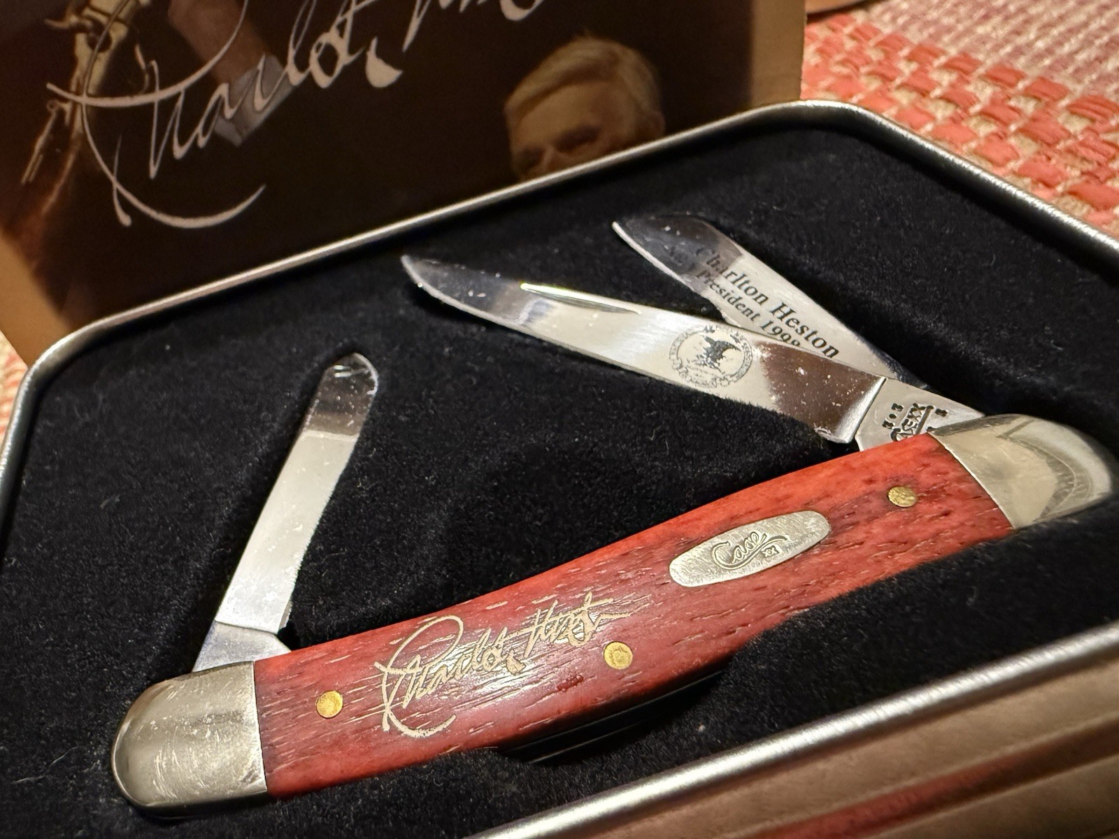 Case XX Smooth Old Red Bone Medium Stockman Knife NRA Charlton Heston 1998-2003 Case XX Smooth Old Red Bone Medium Stockman Knife NRA Charlton Heston 1998-2003