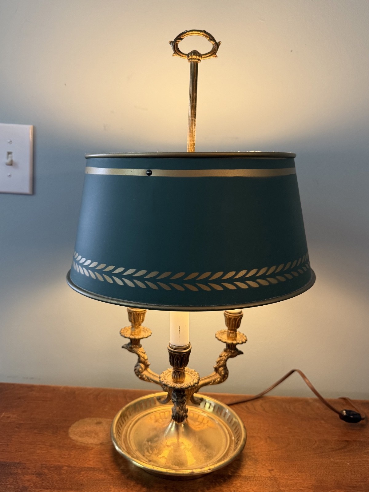 French Empire Style Bouillotte Brass 3 Arm Table Lamp Green Tole Shade & Arrow French Empire Style Bouillotte Brass 3 Arm Table Lamp Green Tole Shade & Arrow