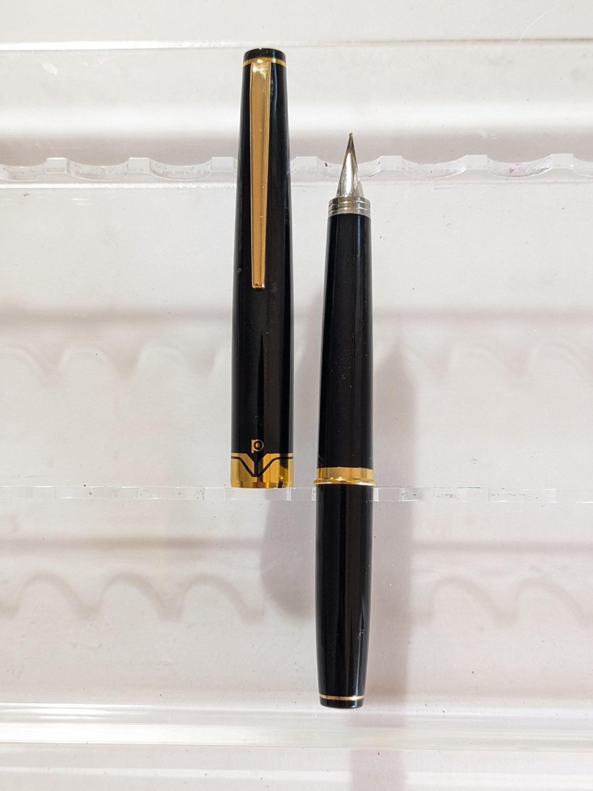 vtg Rare Nos Black Gt Platinum 2 Sided Fountain Pen - 14k F Nib vtg Rare Nos Black Gt Platinum 2 Sided Fountain Pen - 14k F Nib