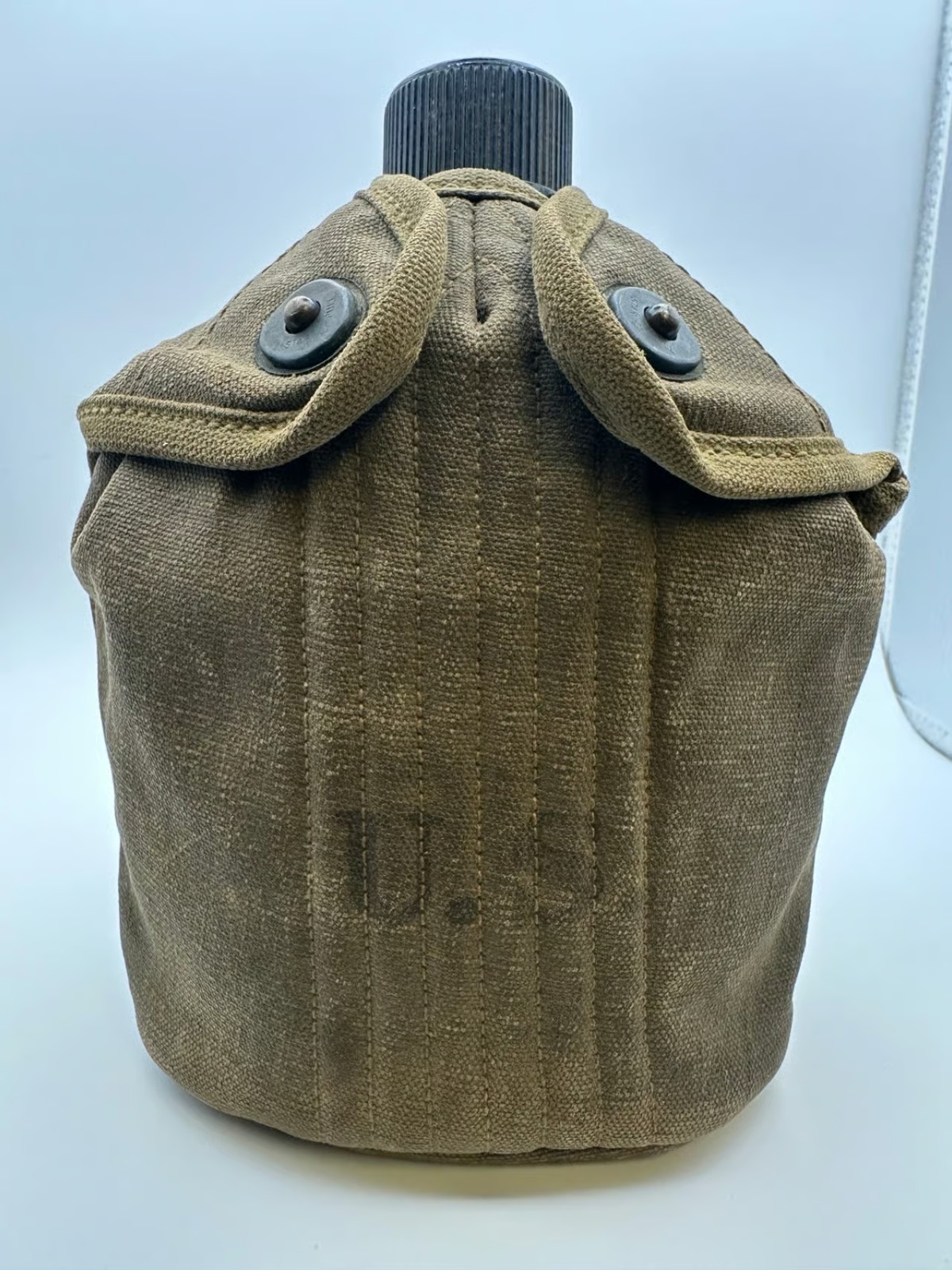 Vintage WWII 1942 Dated U.S. Army Aluminum Canteen with JEFF. Q.M.D. Canvas Cove Vintage WWII 1942 Dated U.S. Army Aluminum Canteen with JEFF. Q.M.D. Canvas Cove