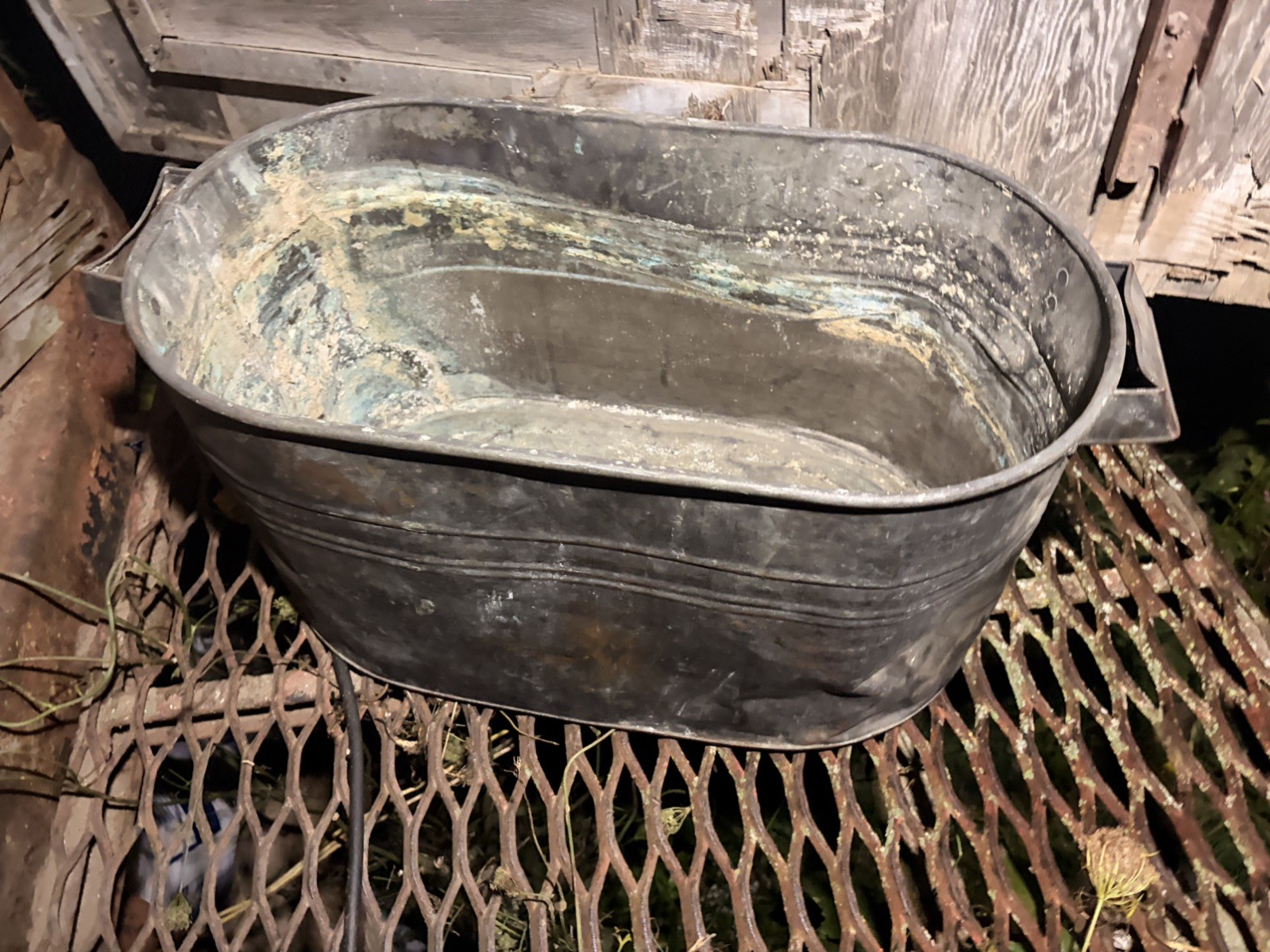 Antique Vintage Wood Handle Copper Boiler Wash Tub Lid Large Original Patina Antique Vintage Wood Handle Copper Boiler Wash Tub Lid Large Original Patina