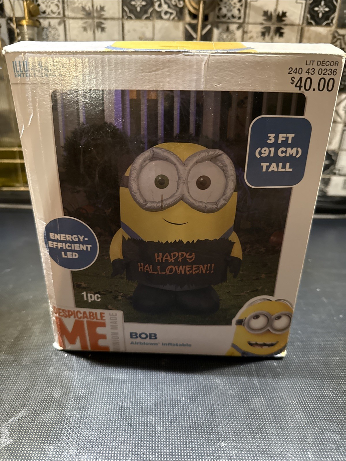 Despicable Me 3ft Tall Minion Bob Halloween Inflatable Original Box Despicable Me 3ft Tall Minion Bob Halloween Inflatable Original Box