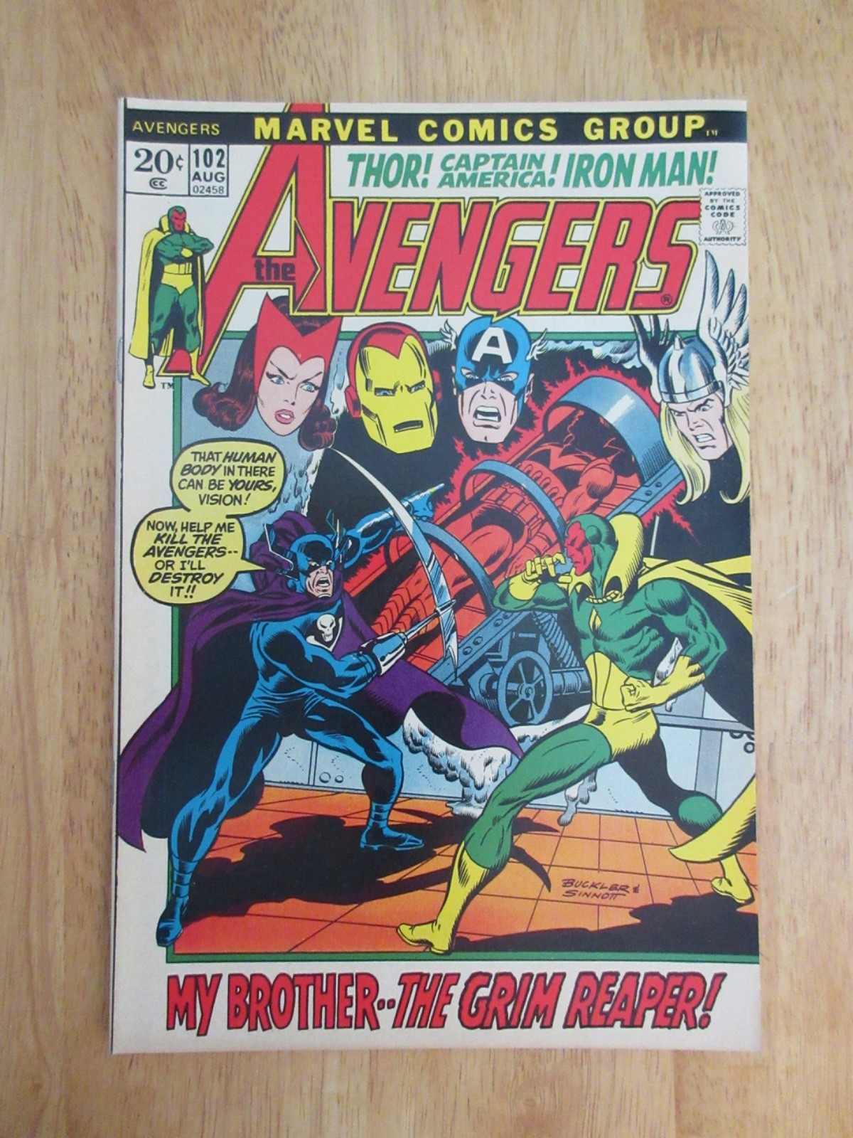 AVENGERS #102 (1972) *VF+/NM- Beauty Super Bright & Glossy* AVENGERS #102 (1972) *VF+/NM- Beauty Super Bright & Glossy*