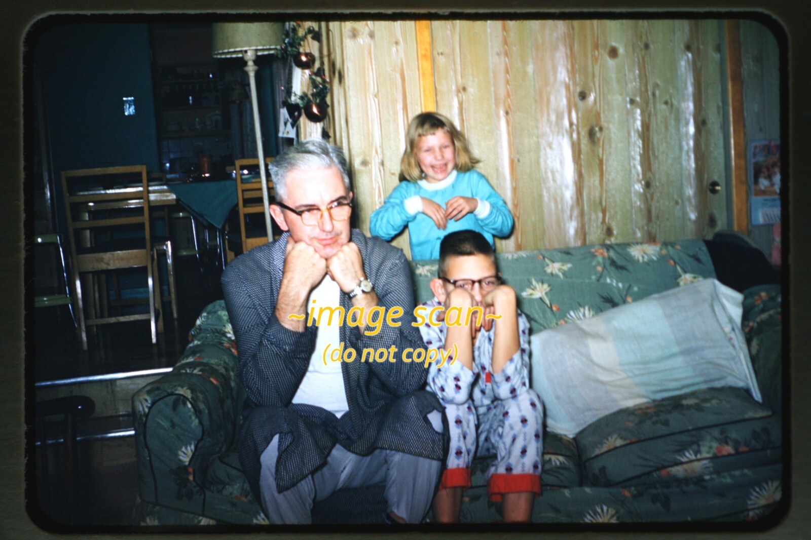 People in 1960, Kodachrome Slide s4a People in 1960, Kodachrome Slide s4a
