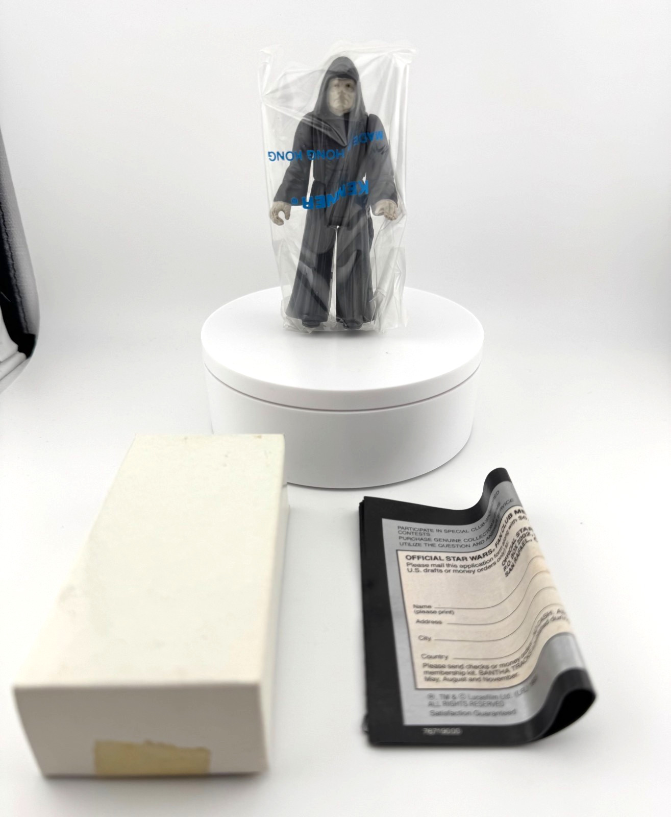 Vintage 1984 Kenner Star Wars ROTJ Emperor Mail away figure sealed bag With Box Vintage 1984 Kenner Star Wars ROTJ Emperor Mail away figure sealed bag With Box