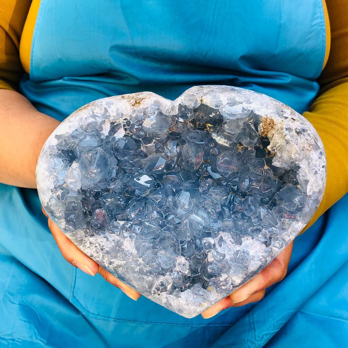 5LB Top natural blue crystal cave quartz crystal cave mineral specimen 4475 5LB Top natural blue crystal cave quartz crystal cave mineral specimen 4475