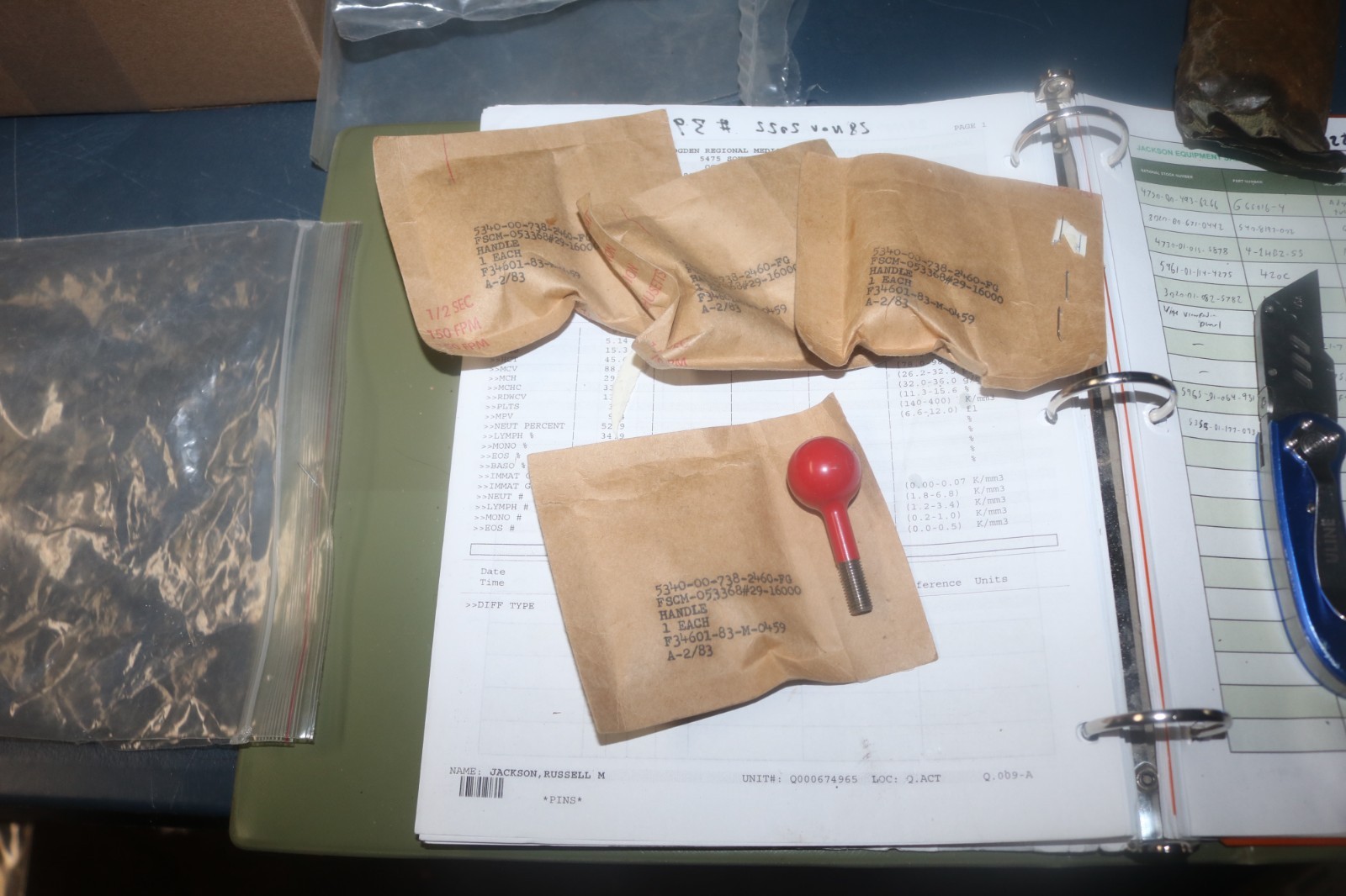 NOS vintage B-52 main entrance hatch Red knob handle PN 29-16000