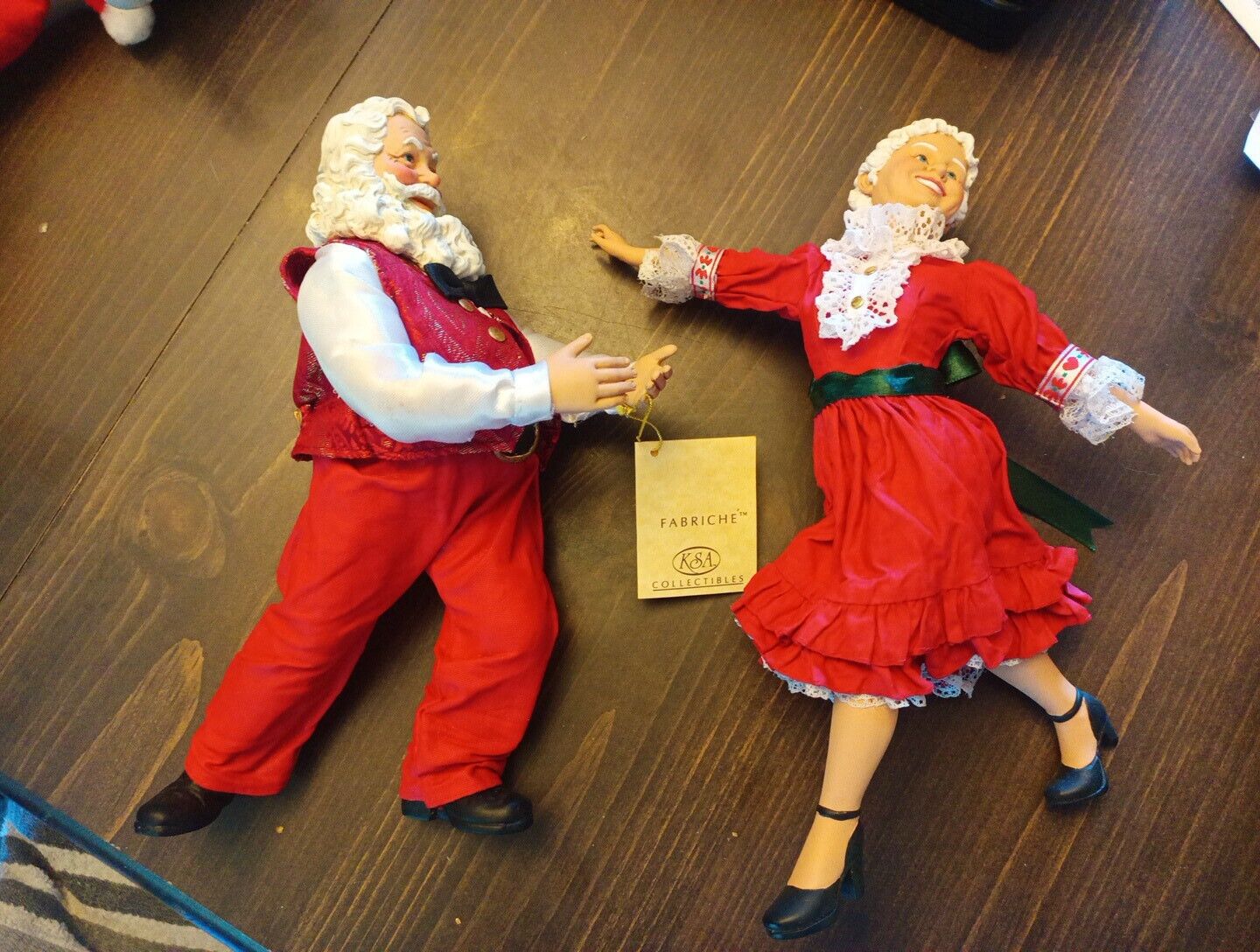 Fabriche Santa And Mrs Santa Dancing KSA Collectibles