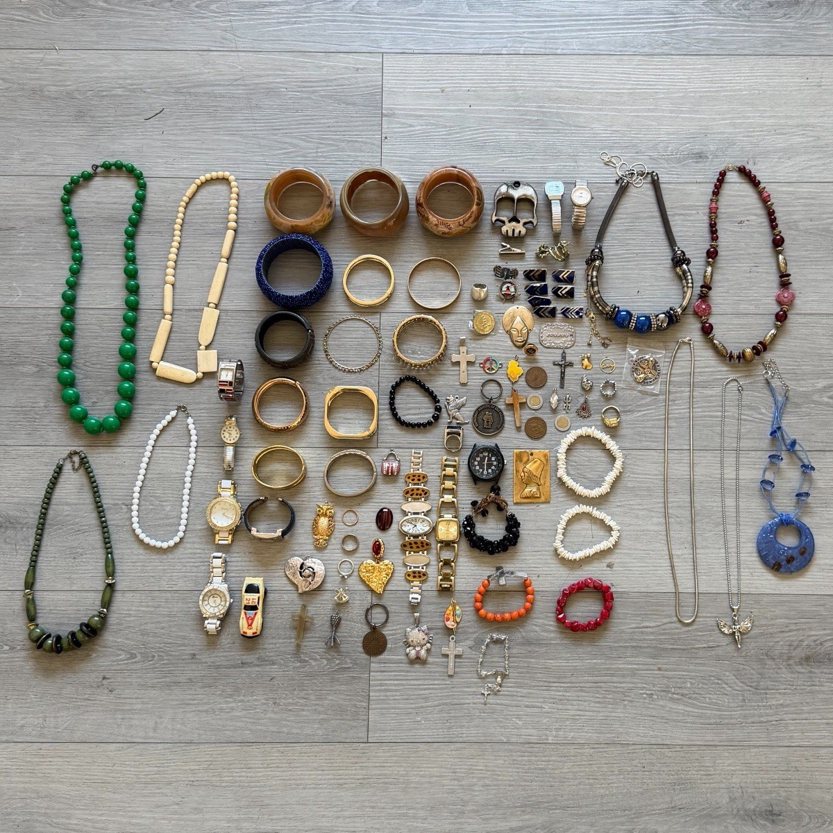 VINTAGE MIXED COLLECTIBLES & JEWELRY JUNK DRAWER  LOT & MORE AS IS READ DESCRIPT