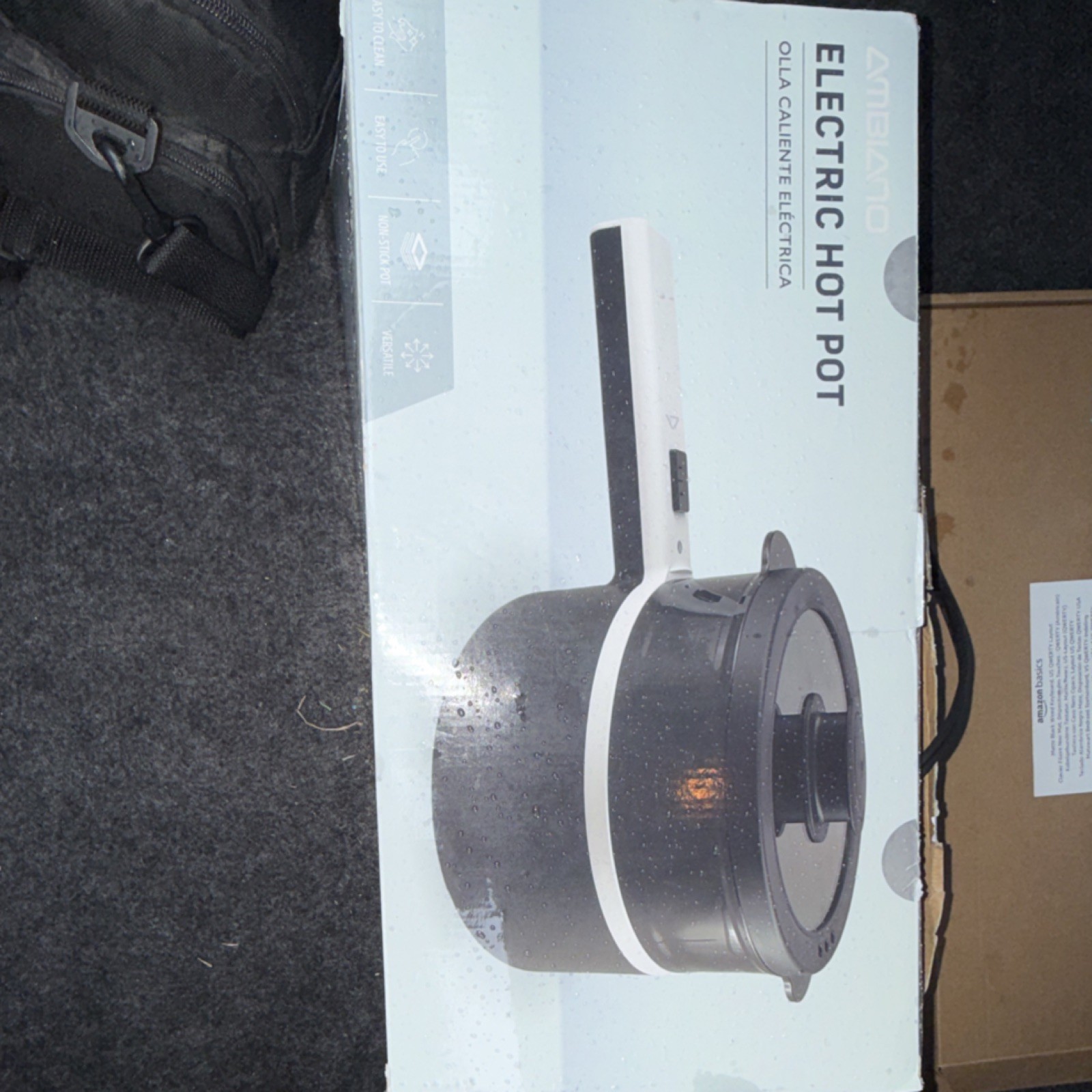 Ambiano Electric Hot Pot 600W Modern Style Black and White Kitchen Appliance