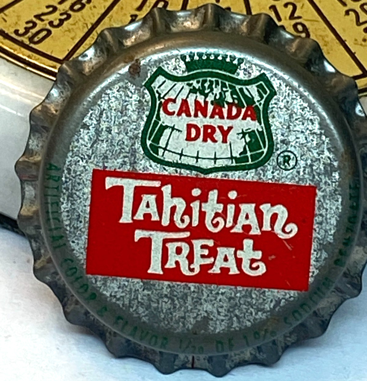 FREE SHIPPING Vintage CANADA DRY Tahitian Treat NEW Bottle CAP wHs Cork Lined