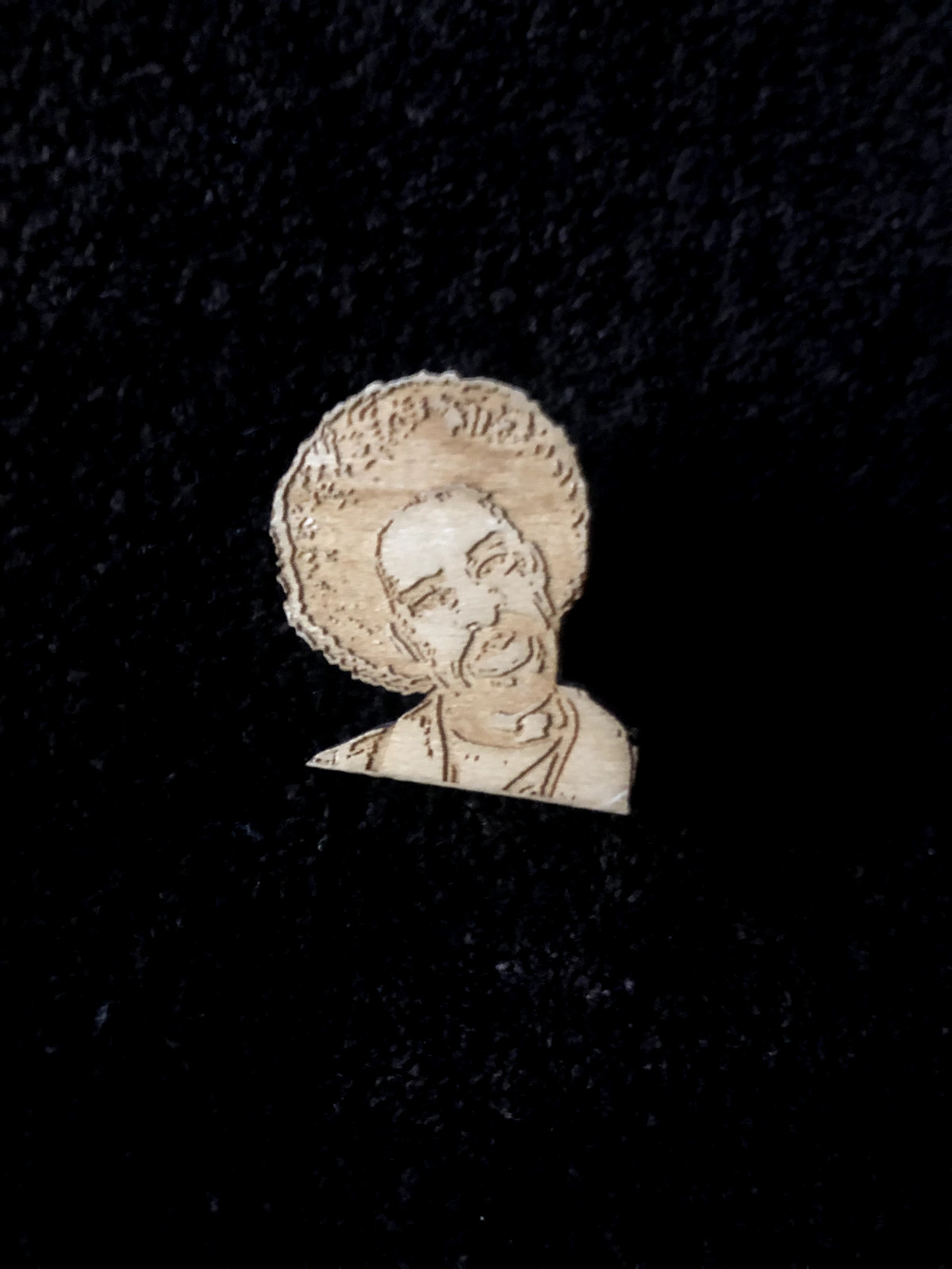 MAC DRE THIZZ FACE WOODEN PIN MAC DRE THIZZ FACE WOODEN PIN