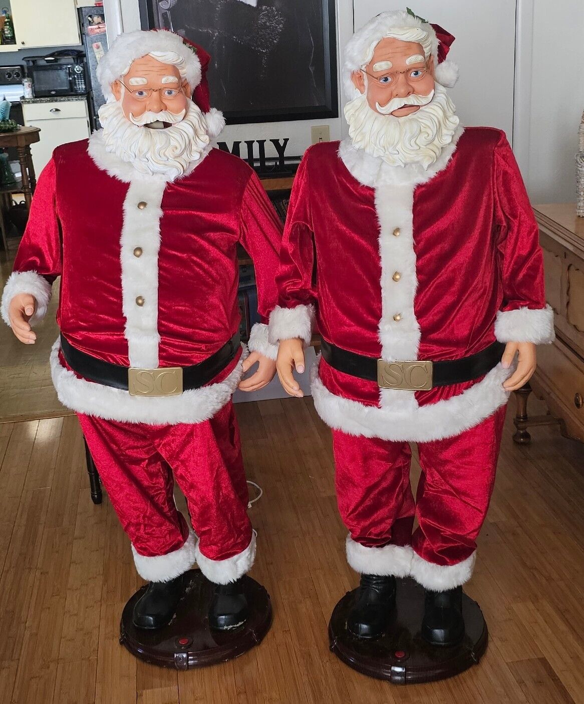 ( 2 )Vintage GEMMY 4ft Tall Animated Singing  And Dancing Karaoke Santa Claus 