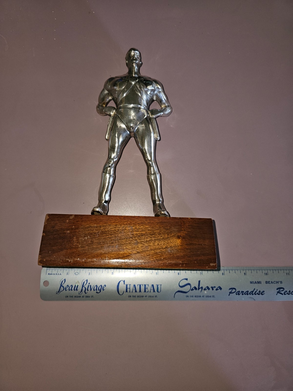 north american aviation "buc trimmer" award 1964 silver-platted rocketeer north american aviation "buc trimmer" award 1964 silver-platted rocketeer