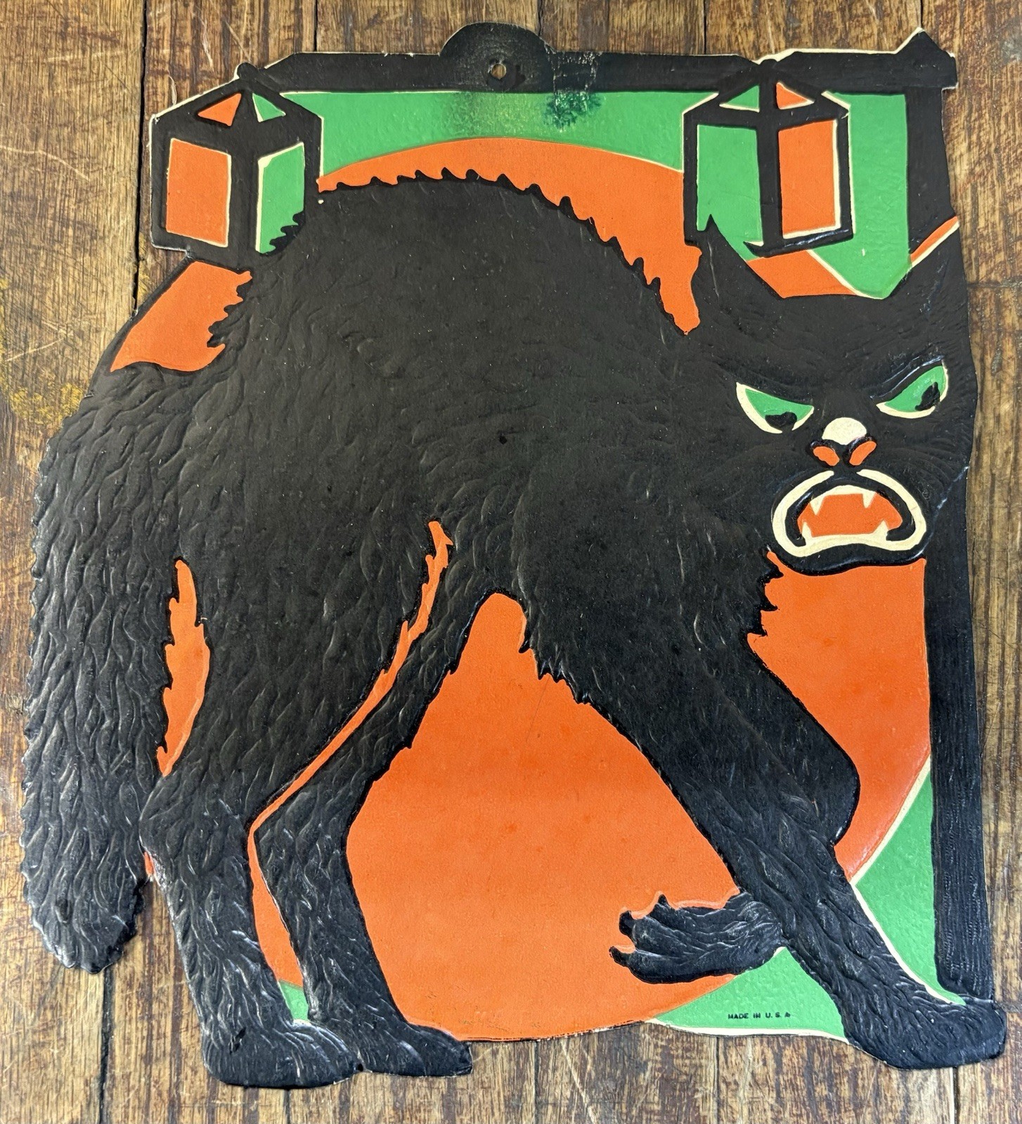 Vintage 1930s Beistle black cat with lanterns embossed Halloween die cut, USA Vintage 1930s Beistle black cat with lanterns embossed Halloween die cut, USA