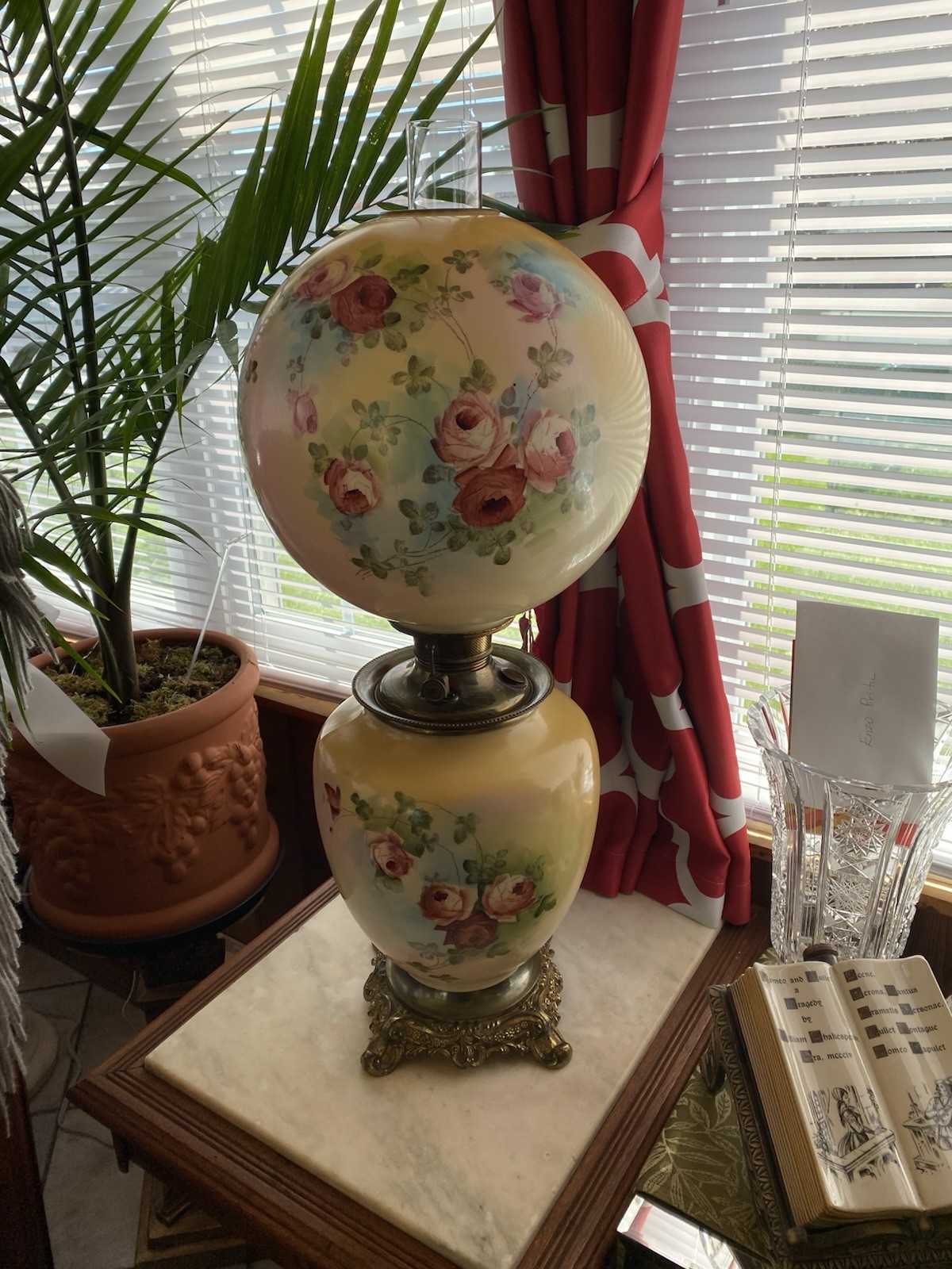 Gone With The Wind, Victorian Kerosene/Oil Lamp.