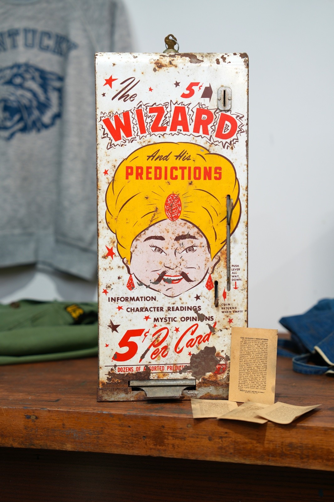 Vintage Fortune Teller Coin Operated Vending Machine The Wizard Antique RARE