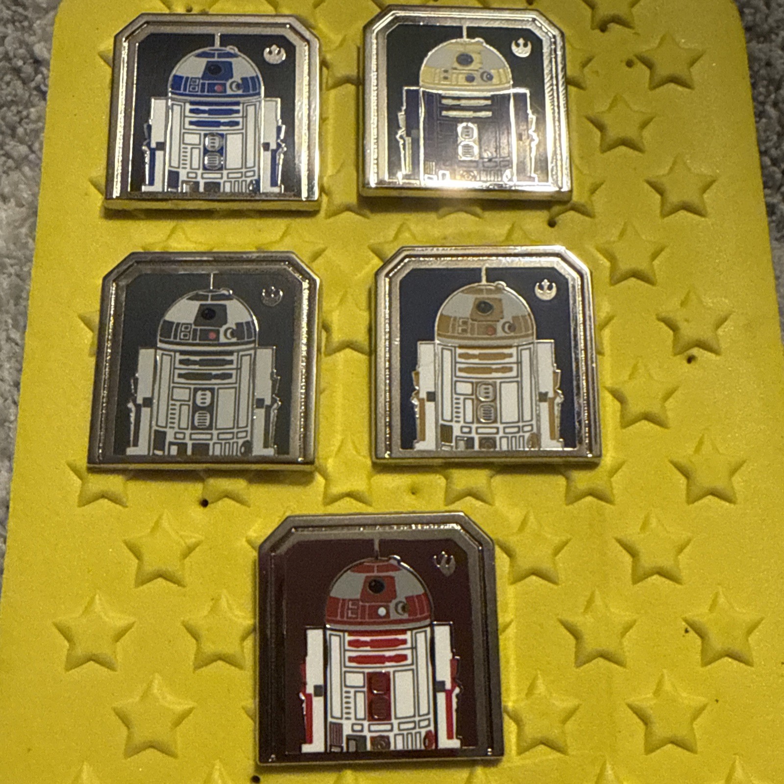 2024 Disney WDW Hidden Mickey Droid R2-D2 5 Pin Set 2024 Disney WDW Hidden Mickey Droid R2-D2 5 Pin Set