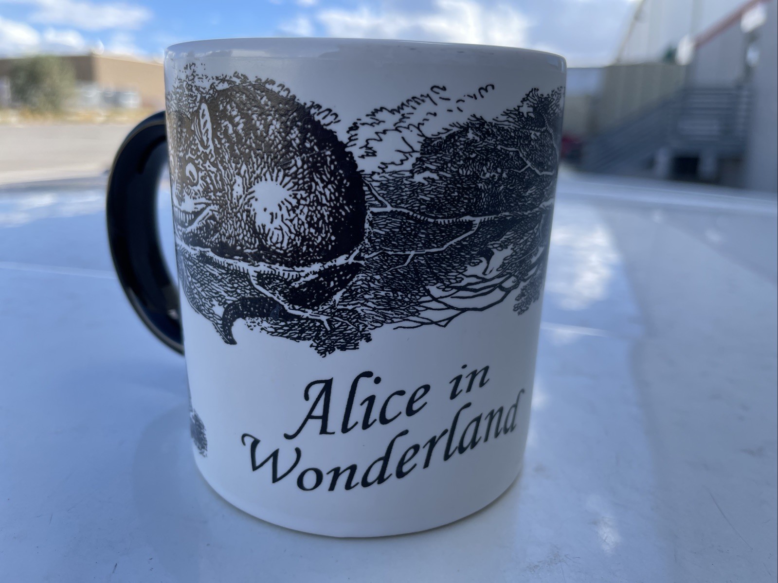 Alice In Wonderland Disappearing Cheshire Cat Mug 2015 Heat Changing Coffee Cup Alice In Wonderland Disappearing Cheshire Cat Mug 2015 Heat Changing Coffee Cup