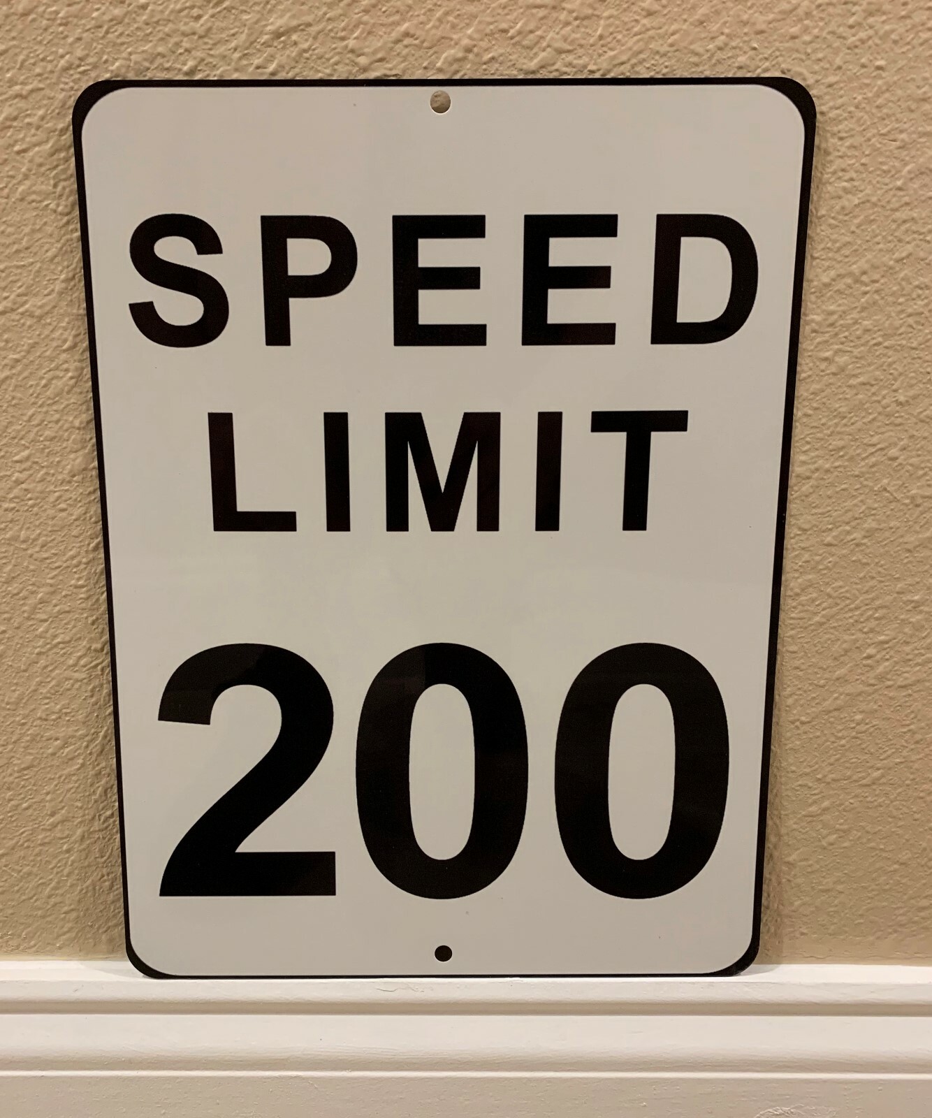 SPEED LIMIT 200 MPH - NEW ALUMINUM SIGN - 9" X 12" road and street signs SPEED LIMIT 200 MPH - NEW ALUMINUM SIGN - 9" X 12" road and street signs
