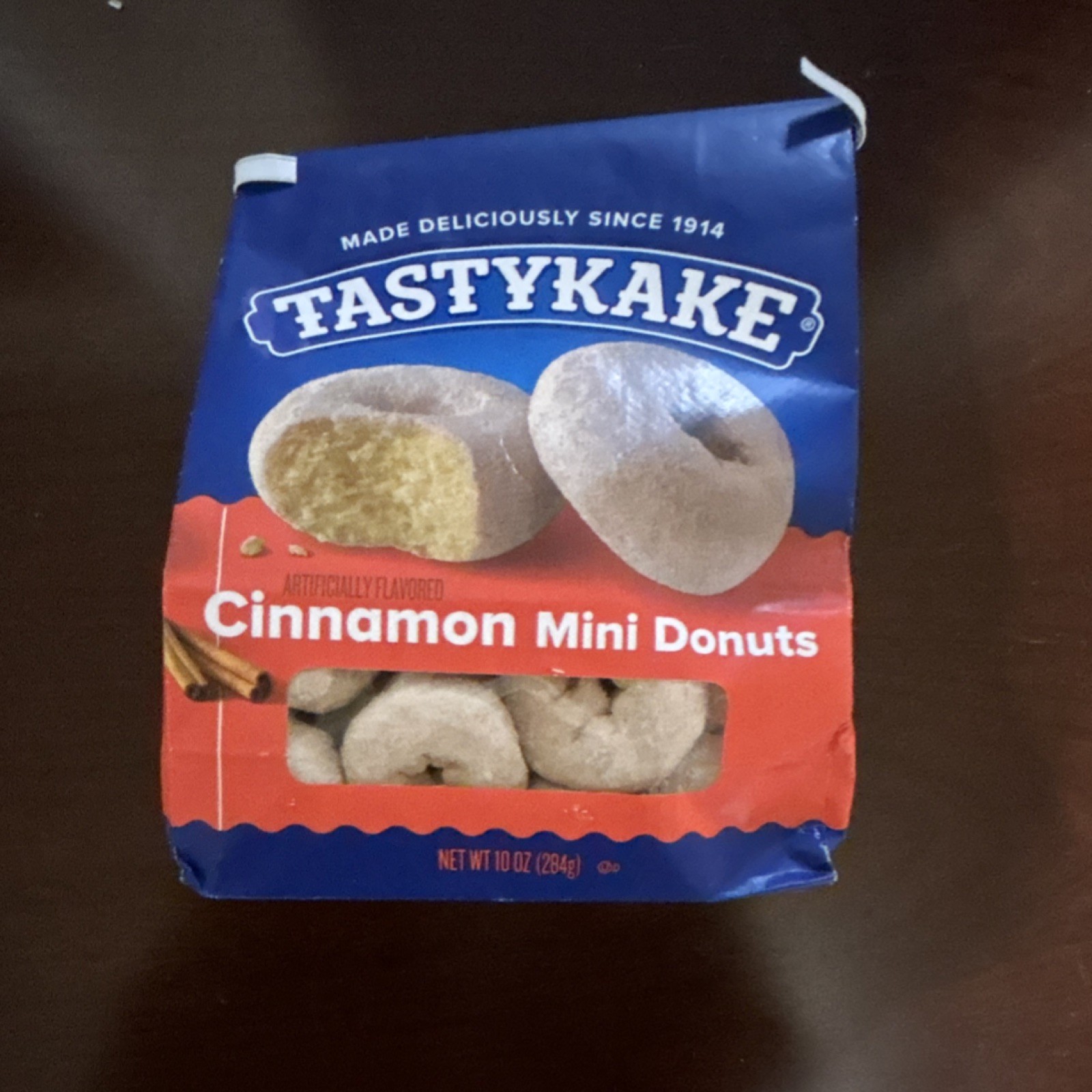 Tastykake Cinnamon Mini Donuts Packaging 10 oz Bakery Box Blue Red White 2024 Tastykake Cinnamon Mini Donuts Packaging 10 oz Bakery Box Blue Red White 2024