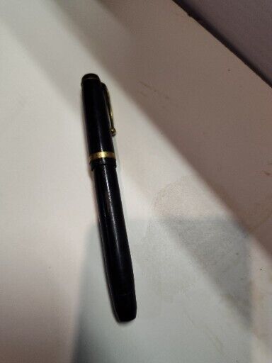 Vintage W A Sheaffer Fountain Pen Black W/ 14k NIB