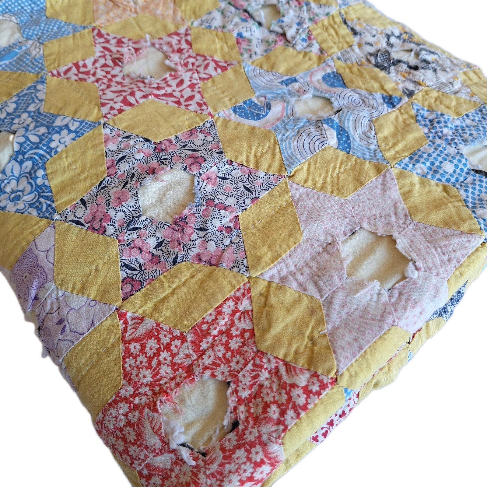 VTG 40's Touching Stars Handmade Cotton Quilt 78" x 66" Yellow Americana READ VTG 40's Touching Stars Handmade Cotton Quilt 78" x 66" Yellow Americana READ