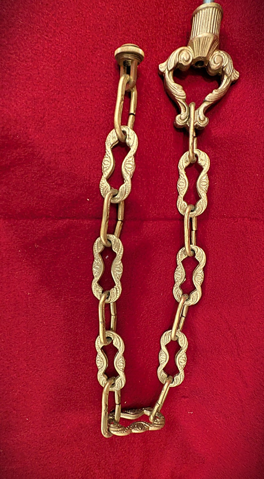 Antique Brass Bronze Chain Link Hook Loop for Chandelier Ceiling Light Antique Brass Bronze Chain Link Hook Loop for Chandelier Ceiling Light