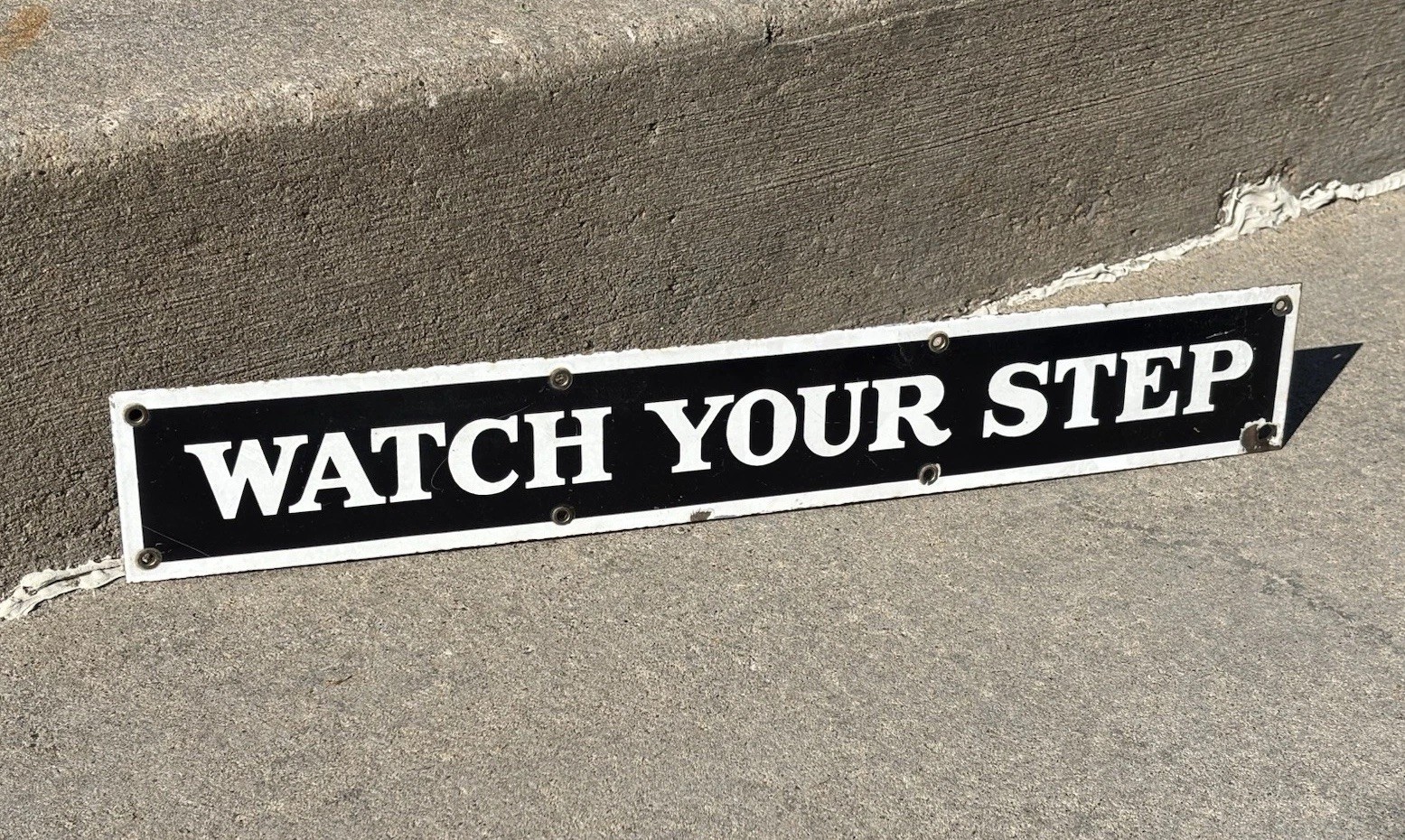Northern Pacific Railroad NP Coach #585 Watch Your Step Porcelain Veribrite Sign