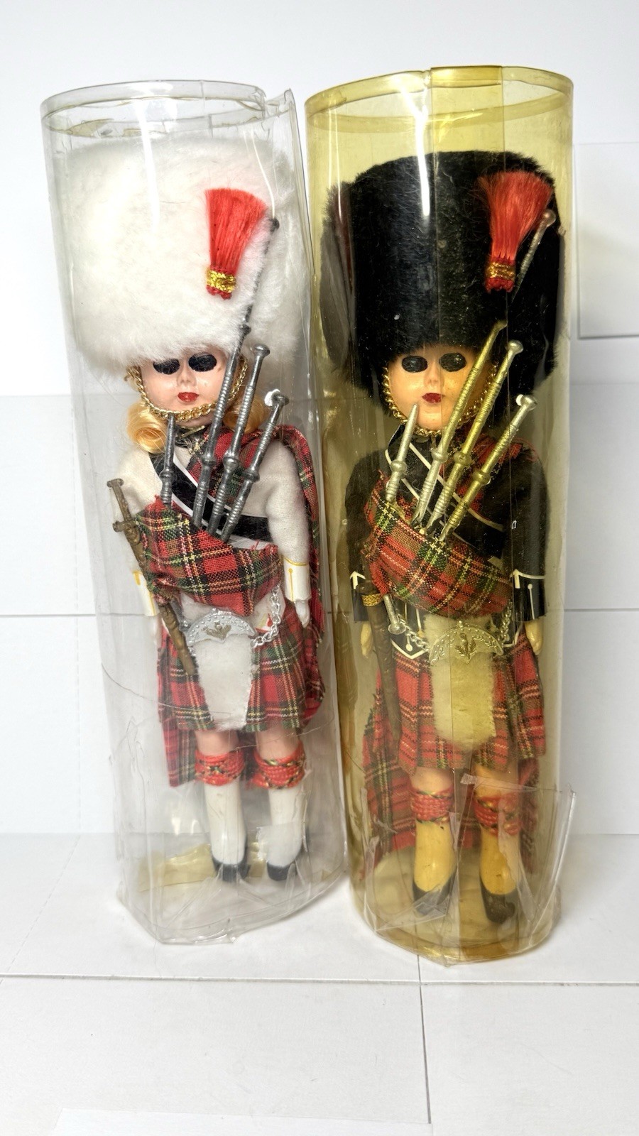 Vintage British & Scottish Royal Guard Souvenir Dolls Open/shut Eyes #5318L212