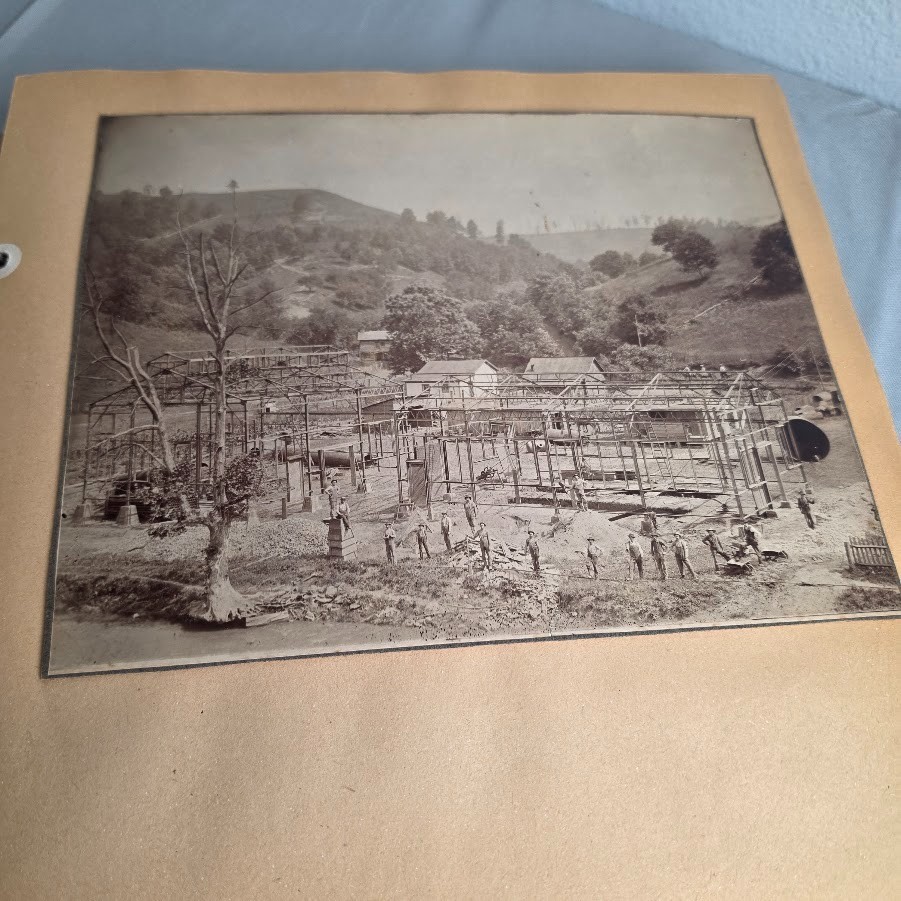 Antique Family Photo Scrapbook 270+ Photos 1906-1960 WWII PA Ohio Antique Family Photo Scrapbook 270+ Photos 1906-1960 WWII PA Ohio
