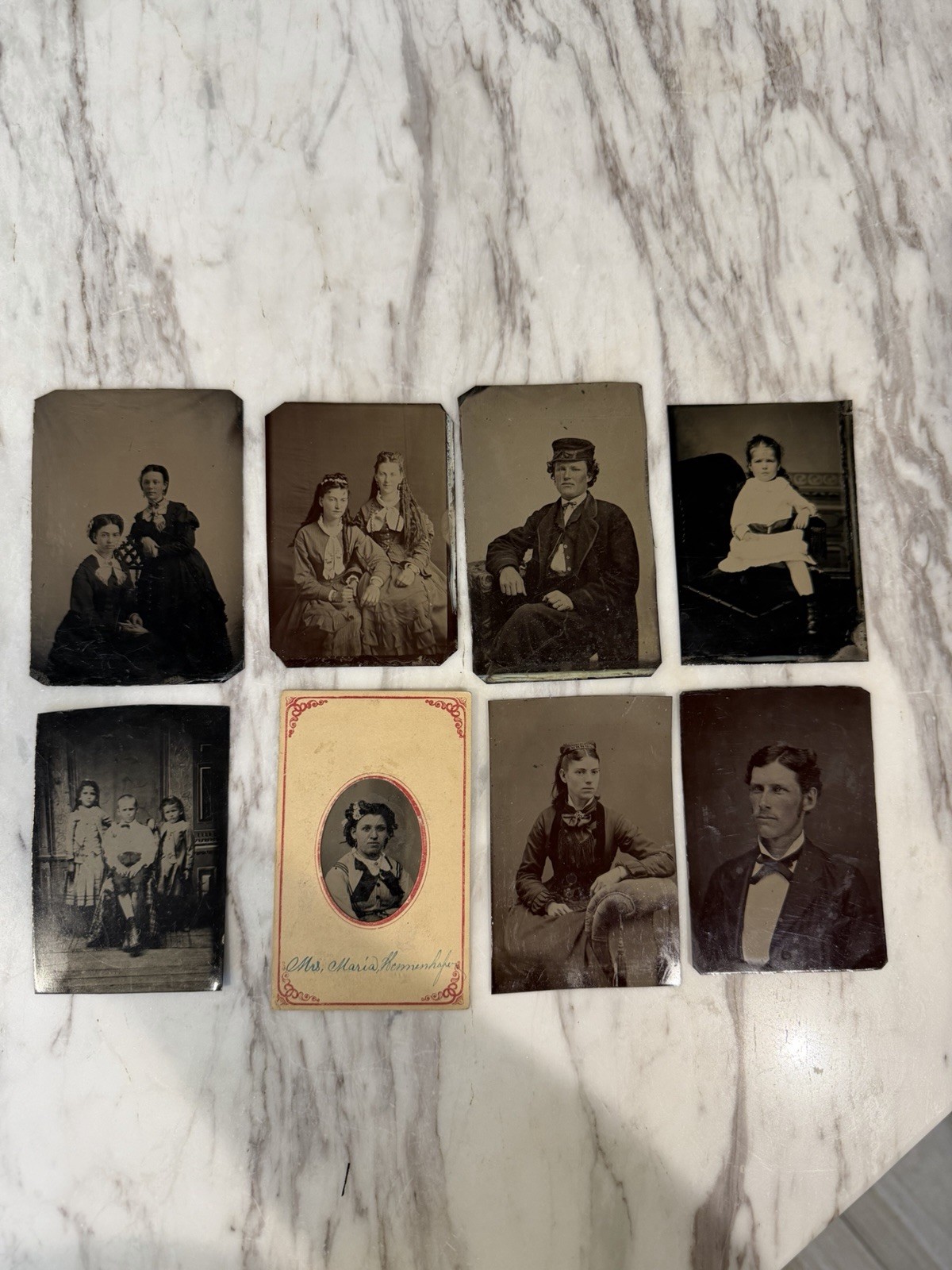Lot 8 Antique 1800s Tintype Photos Men Women Children Victorian Portraits Lot 8 Antique 1800s Tintype Photos Men Women Children Victorian Portraits