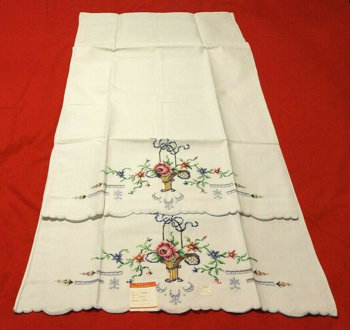 VTG Cotton Pillowcases Hand Embroidered White Scalloped Bright Floral 1 Pair