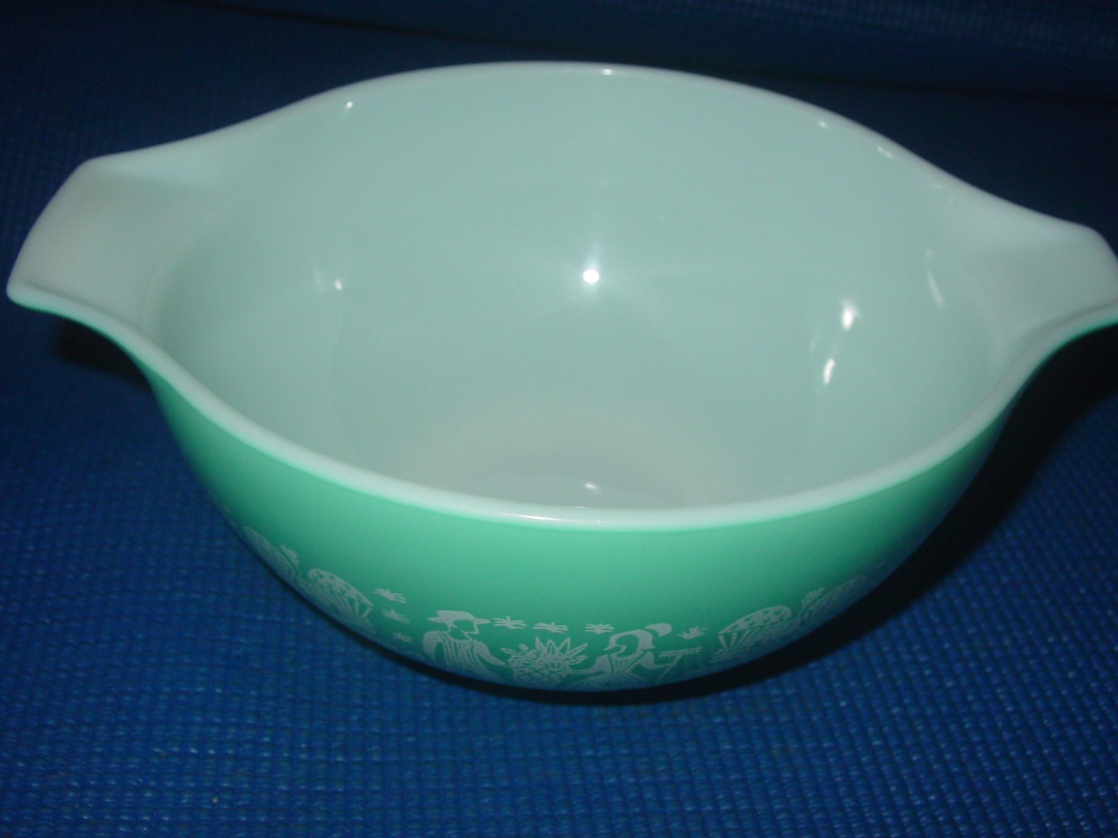 PYREX AMISH CINDERELLA BUTTERPRINT TURQUOISE BOWL 442 NESTING MIXING 1 1/2 QT
