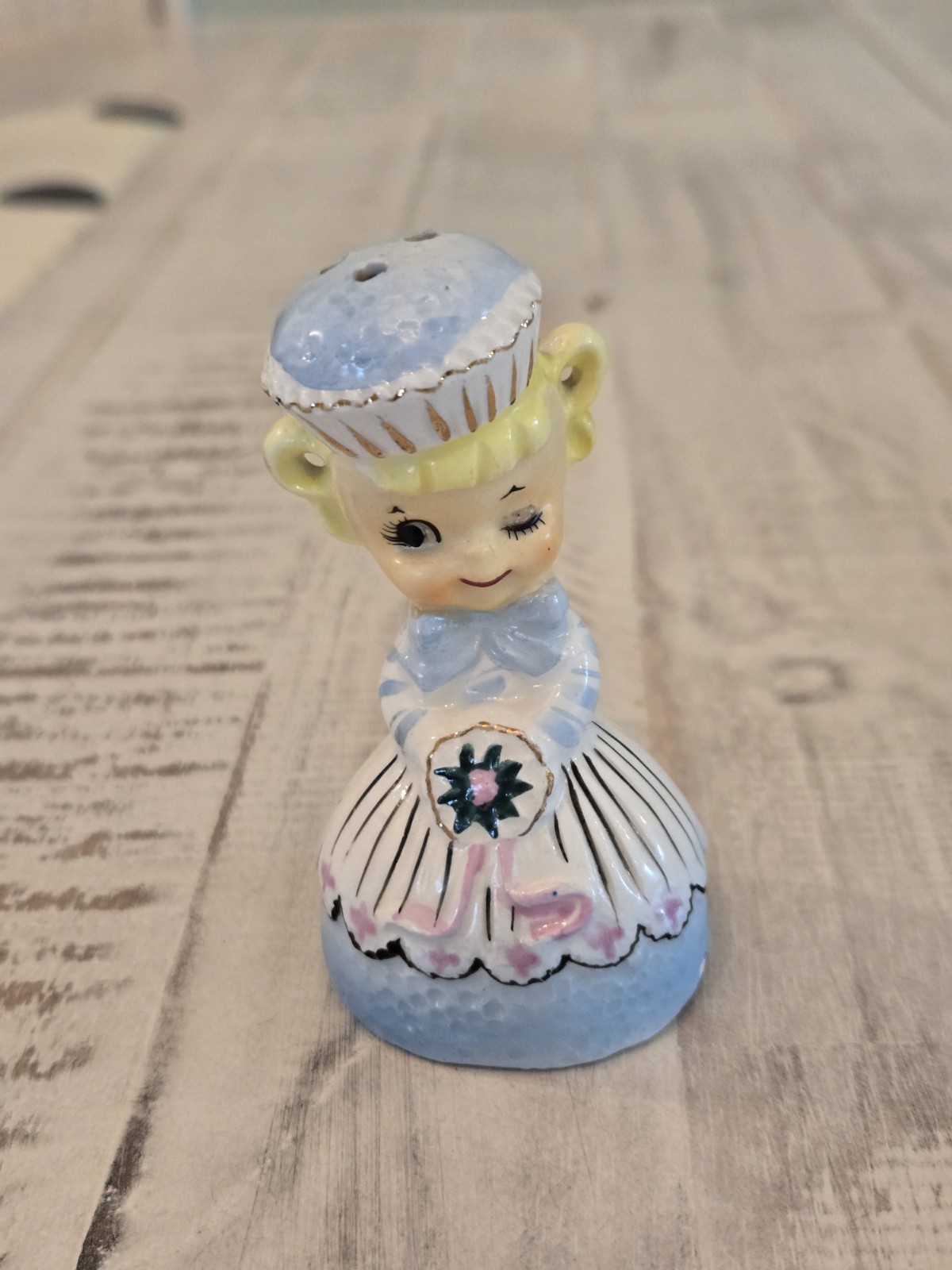 Vintage Rare Enesco Sweet Shoppe Cupcake Girl Shaker Japan Kitsch Excellent HTF