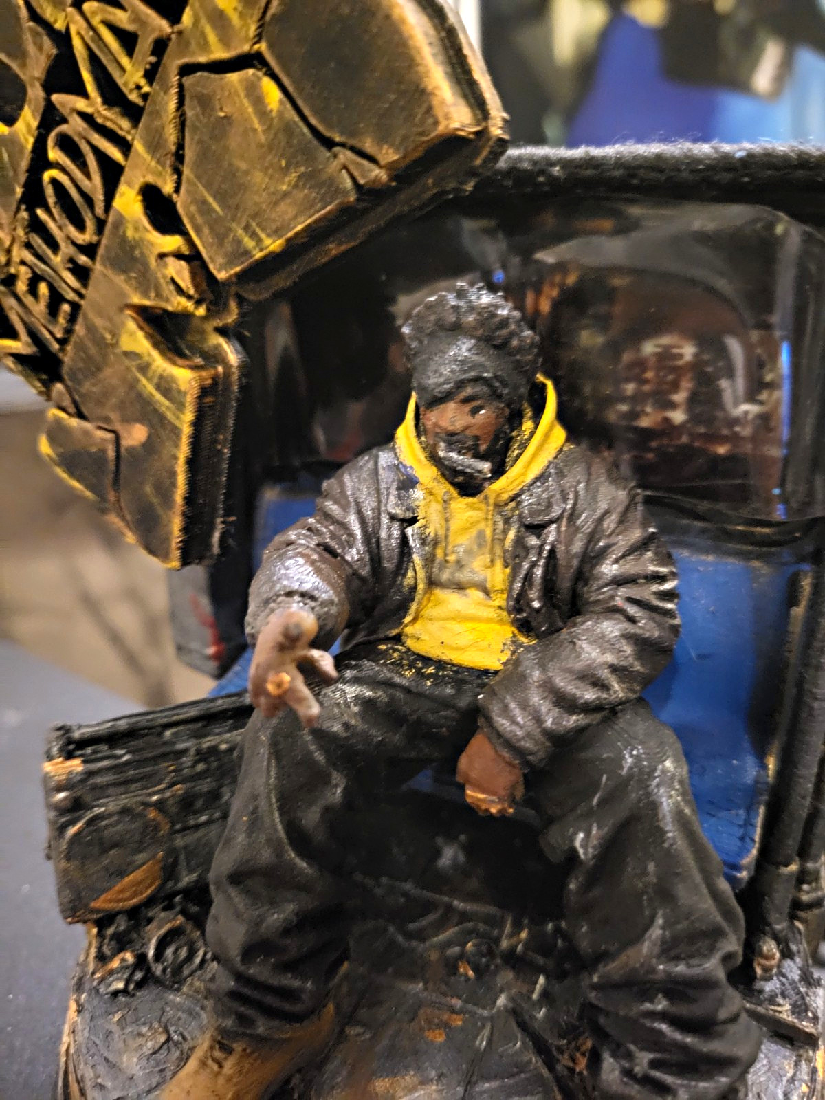 RARE Custom Handcrafted WUTANG METHOD MAN SUBWAY STATUE RARE Custom Handcrafted WUTANG METHOD MAN SUBWAY STATUE