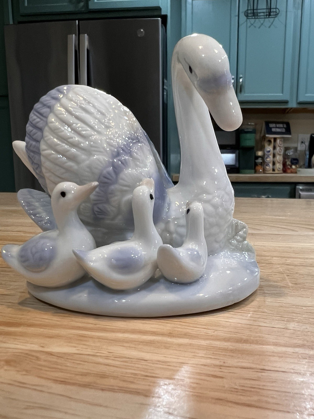 Blue & Amp white swan with 3 cygnets porcelain figurine Blue & Amp white swan with 3 cygnets porcelain figurine