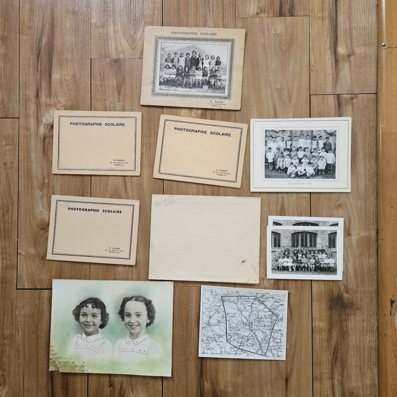VINTAGE 1940-50'S SET FRENCH SCHOOL KIDS & TEEN GIRLS CLASS PHOTOS, PARIS FRANCE