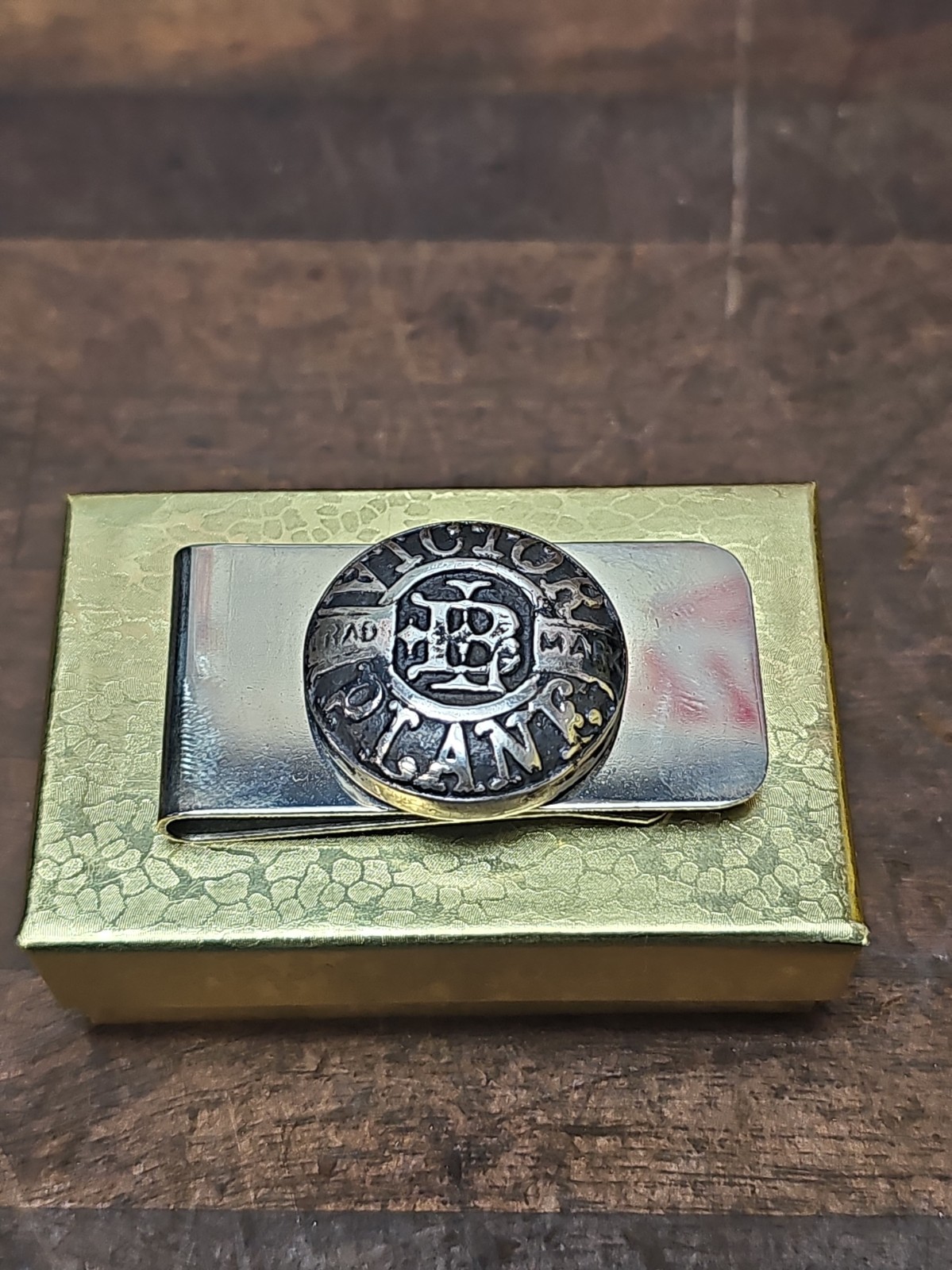 A197- Vintage Paul Hamler Money Clip w/ Leonard Bailey Victor Medallion A197- Vintage Paul Hamler Money Clip w/ Leonard Bailey Victor Medallion