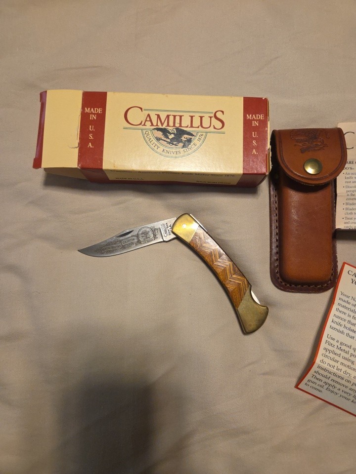 Vintage Camillus North American Hunting club "Heritage collection " Lockback Vintage Camillus North American Hunting club "Heritage collection " Lockback
