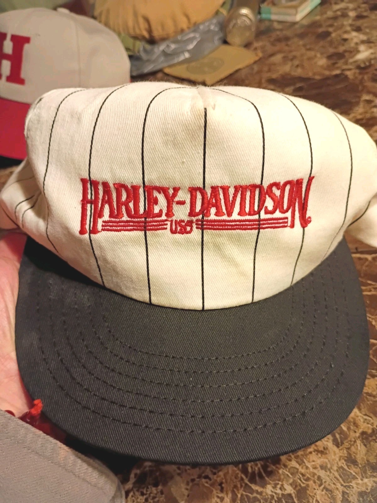 Vintage 90s Harley Davidson USA White Pinstripes Red Embroidered Logo Snapback Vintage 90s Harley Davidson USA White Pinstripes Red Embroidered Logo Snapback