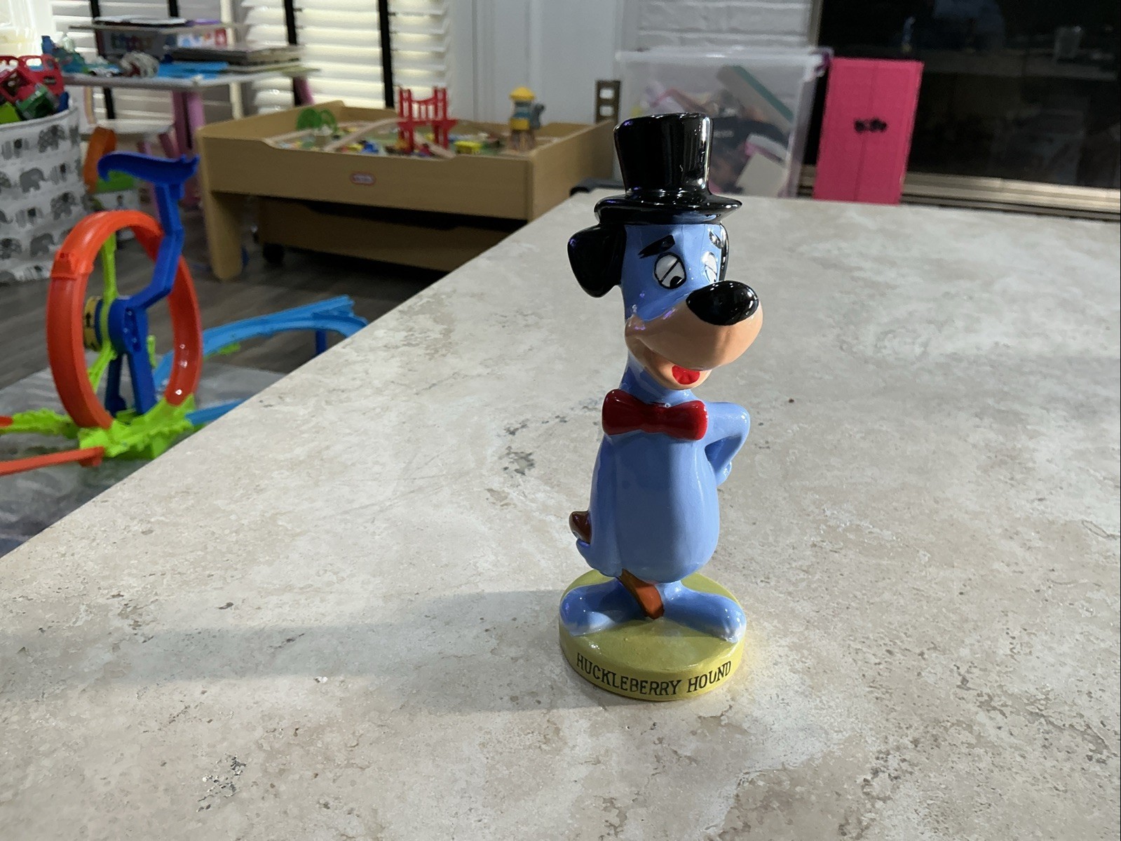 Huckleberry Hound, Huck Hanna Barbera Ceramic Figurine 1960 Vintage Idea  Japan