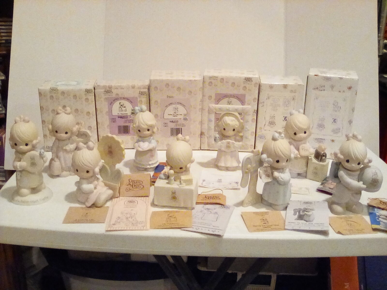 9 Enesco Precious Moments Membership Fugurines 1986 - 1997 Boxes 9 Enesco Precious Moments Membership Fugurines 1986 - 1997 Boxes