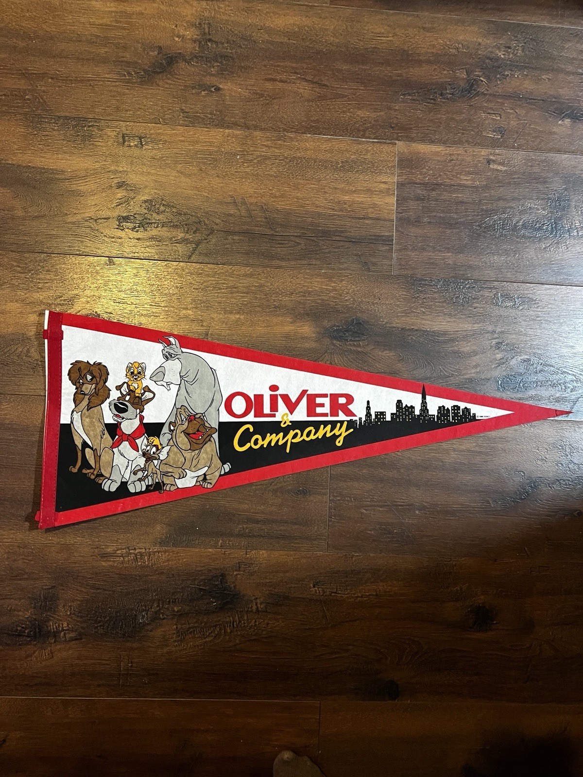 Rare Vintage 1988 Disney’s Oliver and Company Pennant Banner Flag Rare Vintage 1988 Disney’s Oliver and Company Pennant Banner Flag