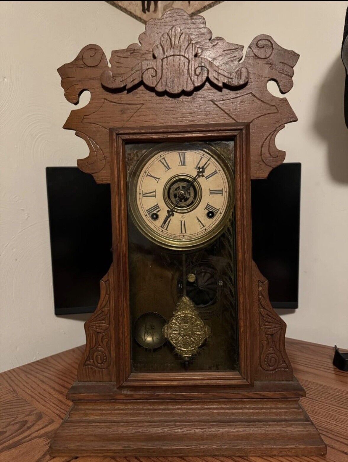 Antique Gilbert Gingerbread/Kitchen Mantel 8~Day Clock