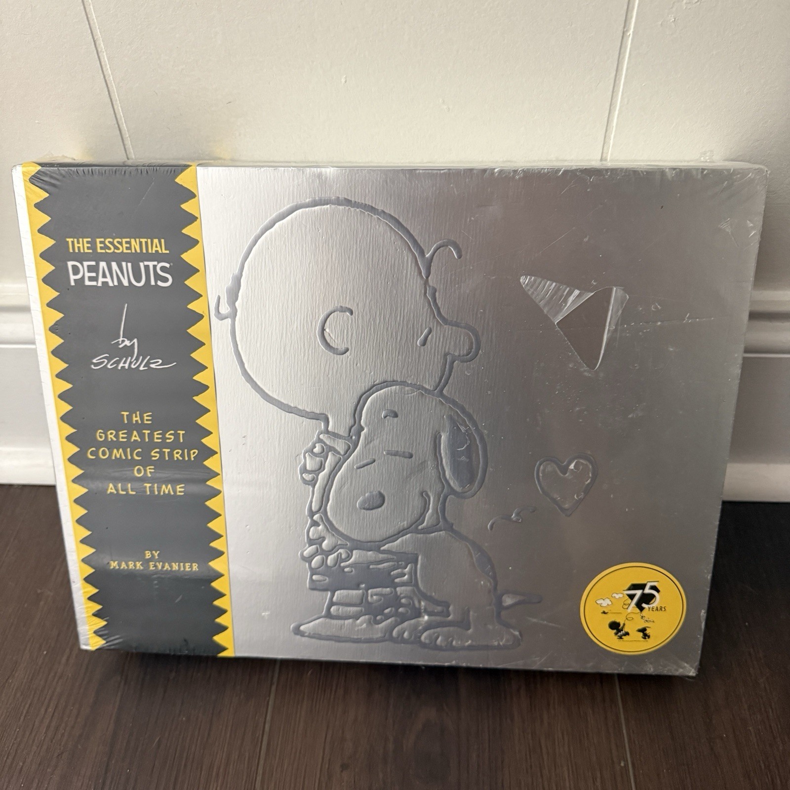 Essential Peanuts by Charles M. Schulz : The Greatest Comic Strip of All Time... Essential Peanuts by Charles M. Schulz : The Greatest Comic Strip of All Time...