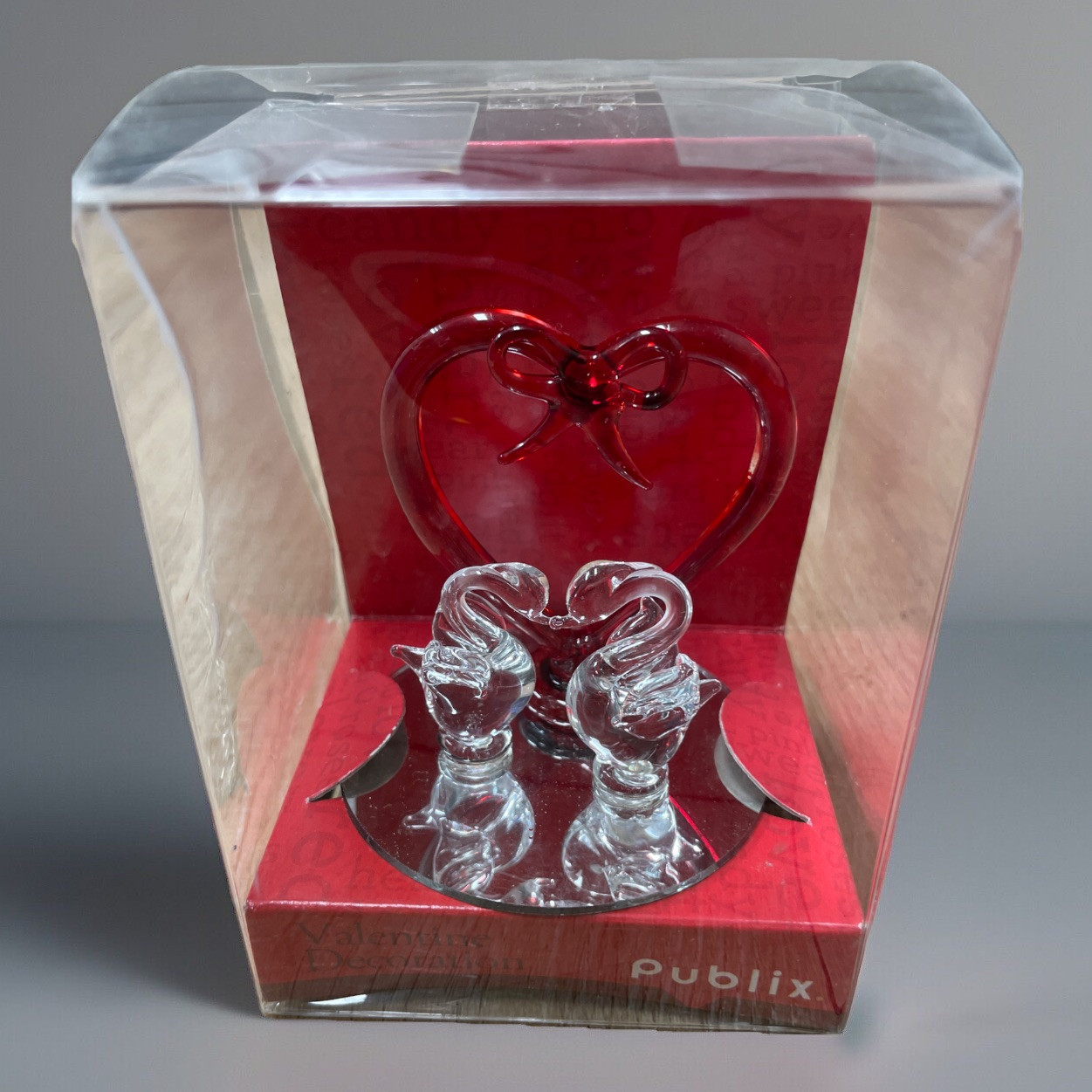 ❤️ Vintage Publix Valentine’s Day Glass Swans Decoration – Mirrored ❤️ Vintage Publix Valentine’s Day Glass Swans Decoration – Mirrored
